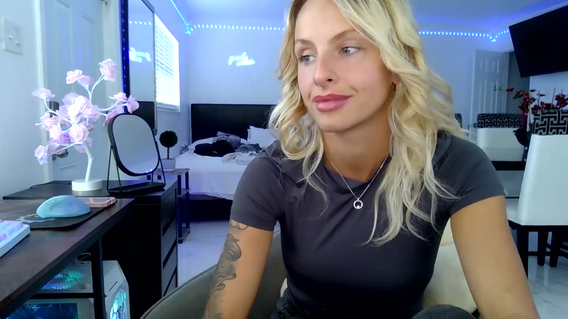 Gallery image thumbnail from Wet_Princess's myfreecams stream on, 06/07/2024, 17:21 image 5 of 20