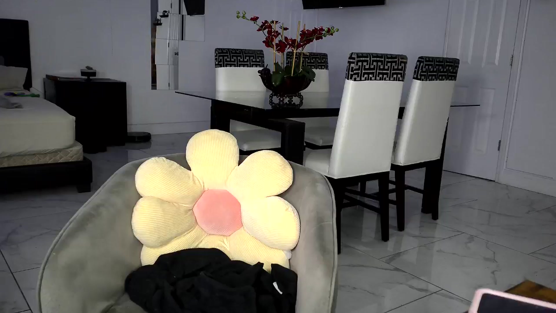 Gallery image thumbnail from Wet_Princess's myfreecams stream on, 06/27/2024, 05:08 image 20 of 20