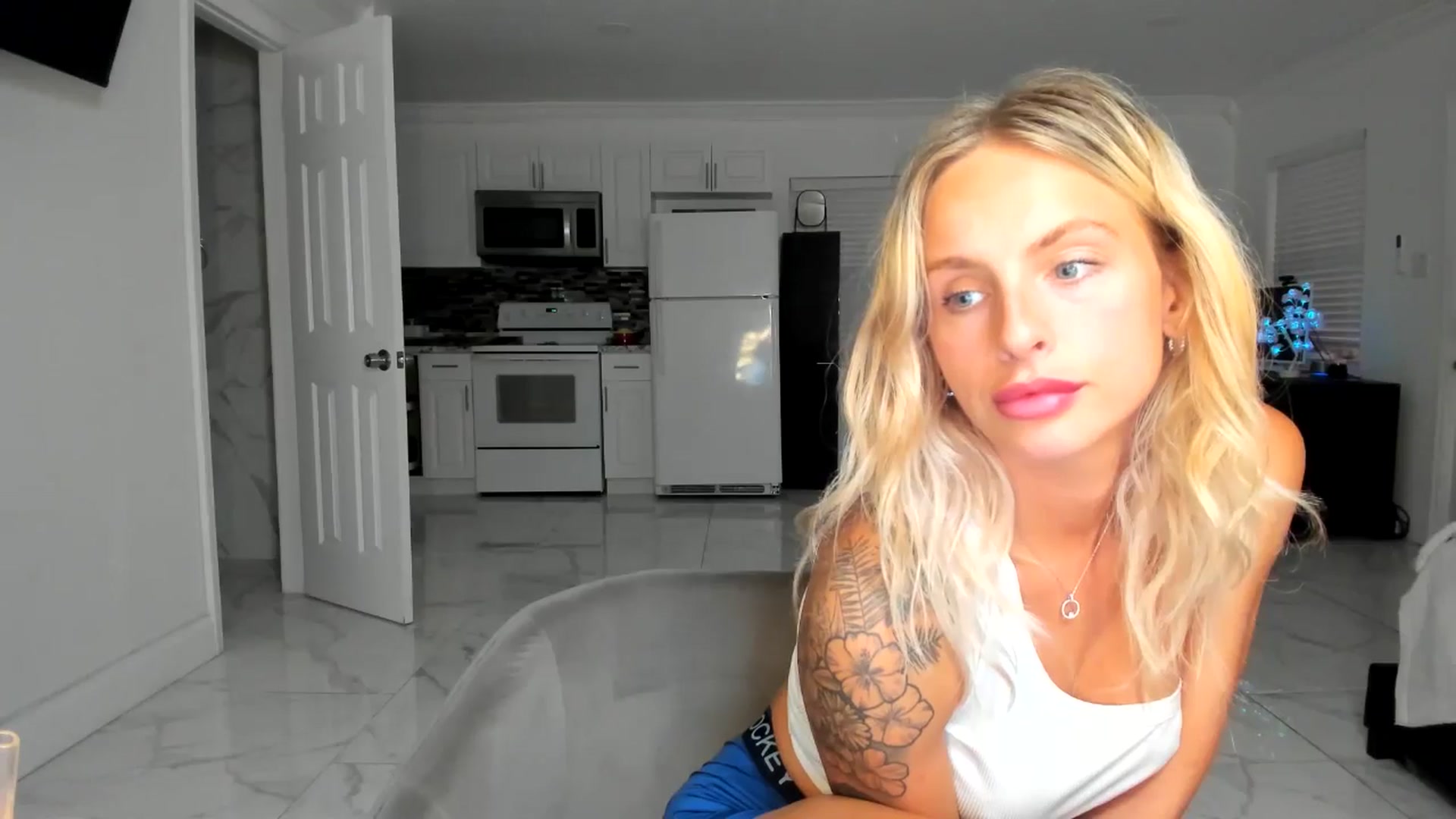 Gallery image thumbnail from Wet_Princess's myfreecams stream on, 07/04/2024, 24:48 image 5 of 20