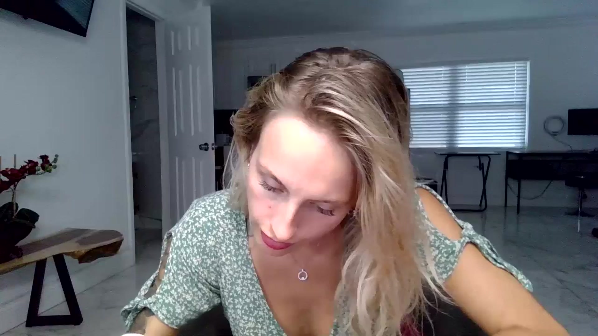 Gallery image thumbnail from Wet_Princess's myfreecams stream on, 07/12/2024, 24:08 image 9 of 20