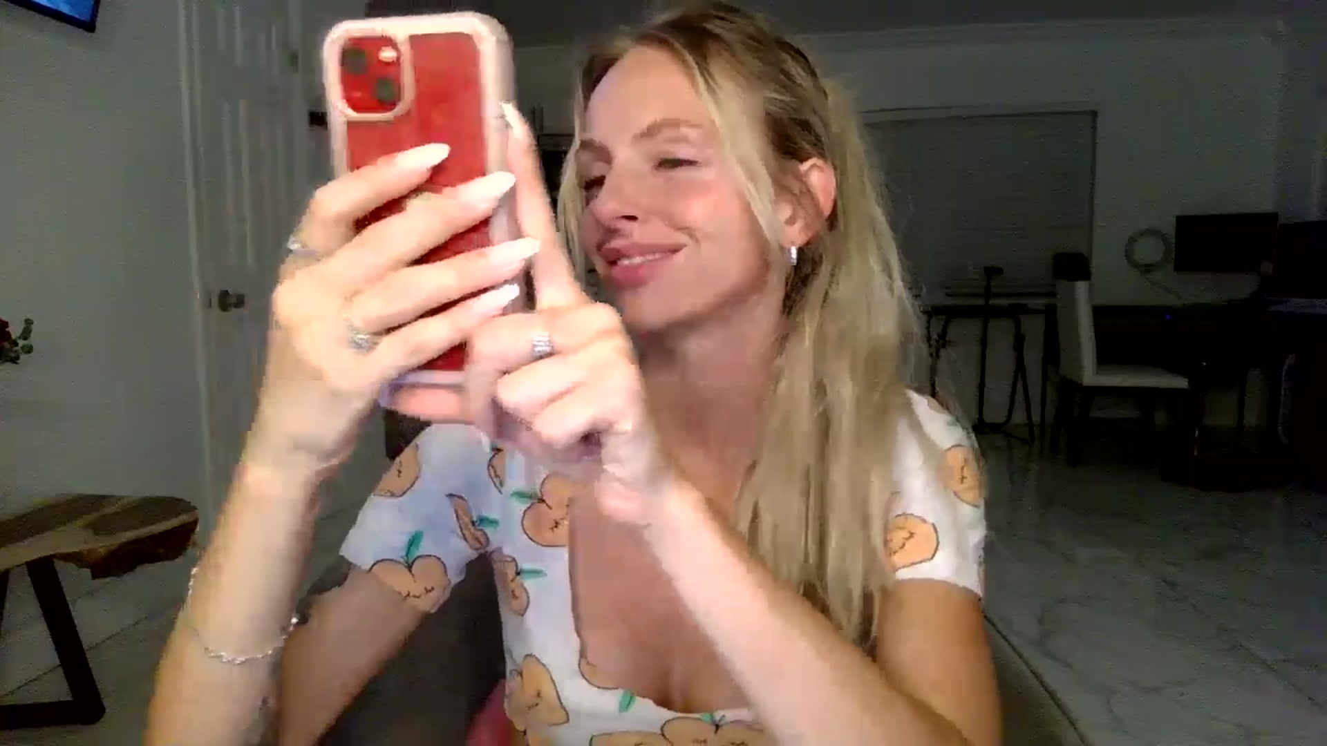 Gallery image thumbnail from Wet_Princess's myfreecams stream on, 07/12/2024, 07:07 image 3 of 20
