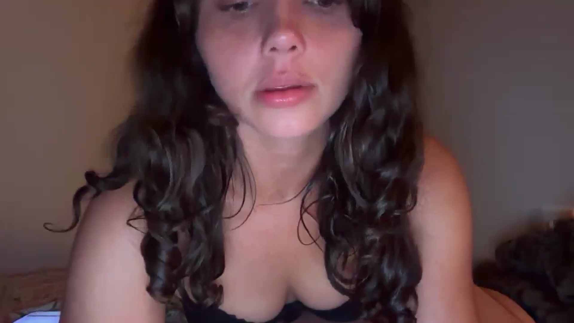 Gallery image thumbnail from Wetangel333's myfreecams stream on, 04/24/2025, 05:27 image 16 of 20