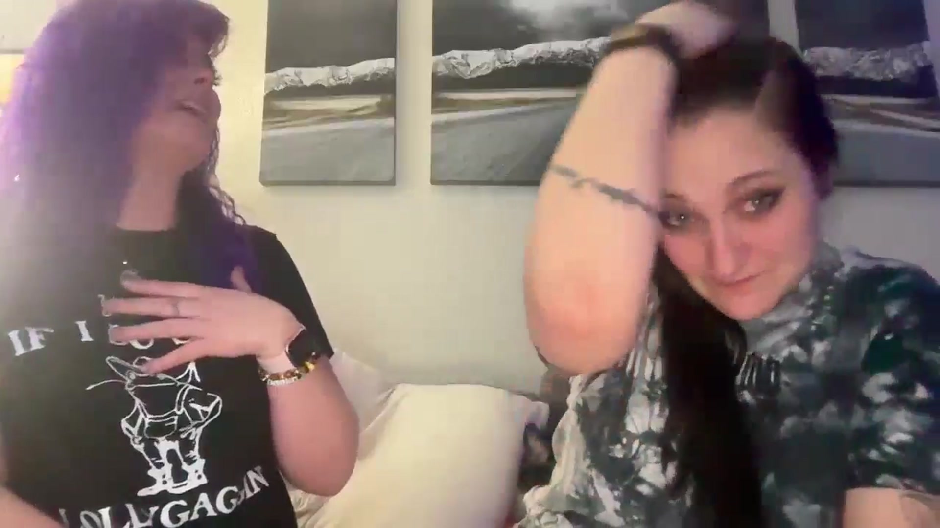 Gallery image thumbnail from Wetxxwet's myfreecams stream on, 01/24/2025, 09:31 image 5 of 20