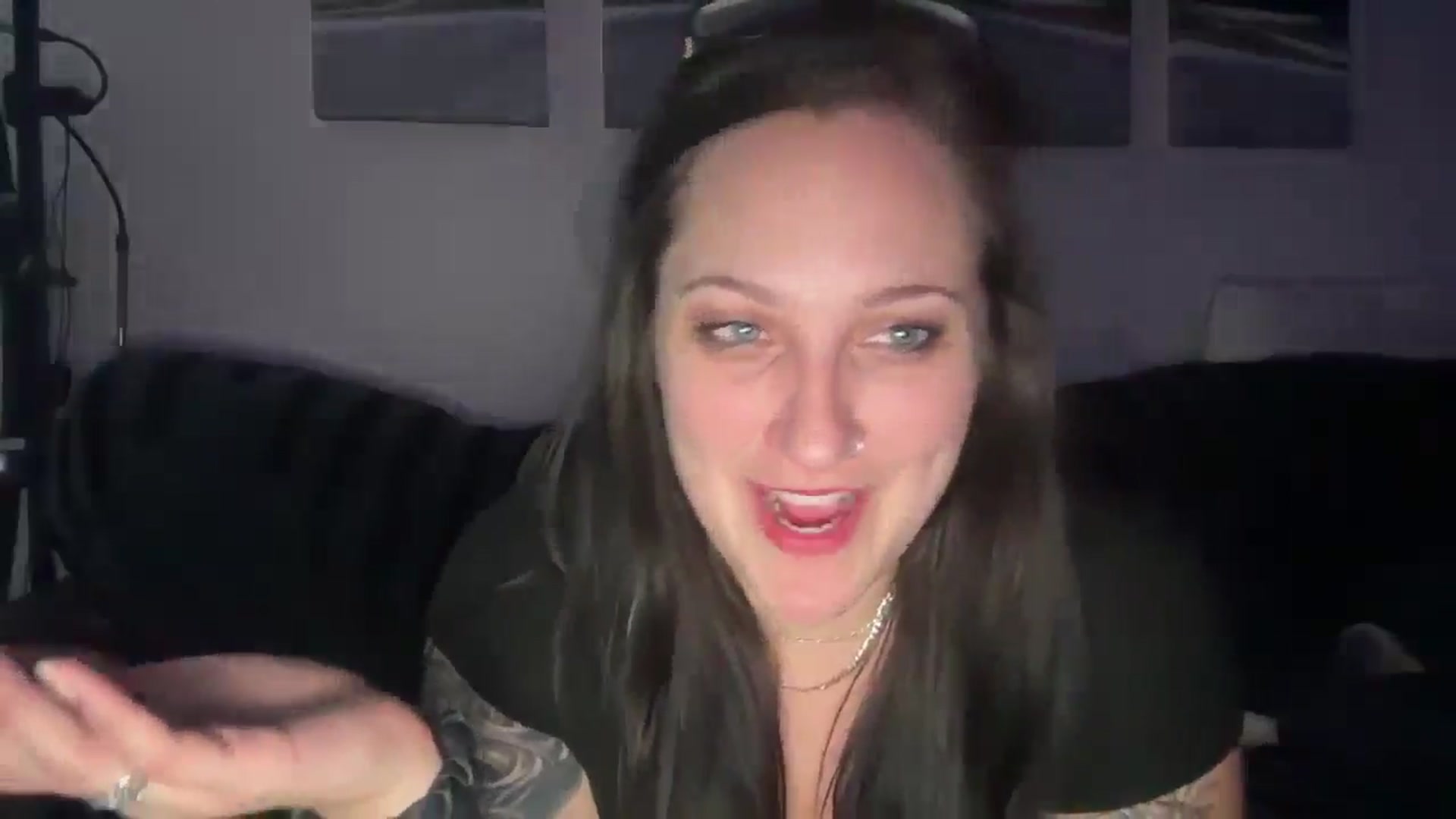 Gallery image thumbnail from Wetxxwet's myfreecams stream on, 03/07/2025, 12:14 image 2 of 20