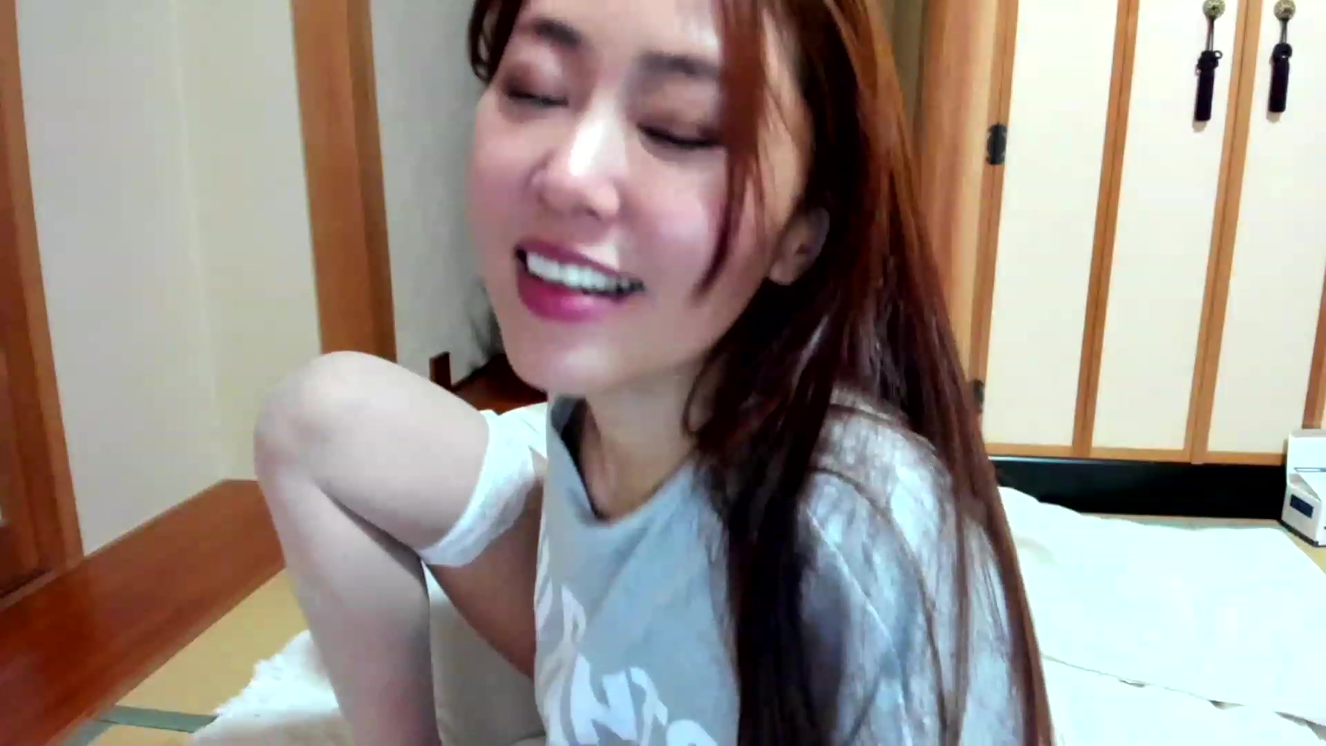 Gallery image thumbnail from WhatIsNanako's myfreecams stream on, 11/19/2022, 11:50 image 5 of 20