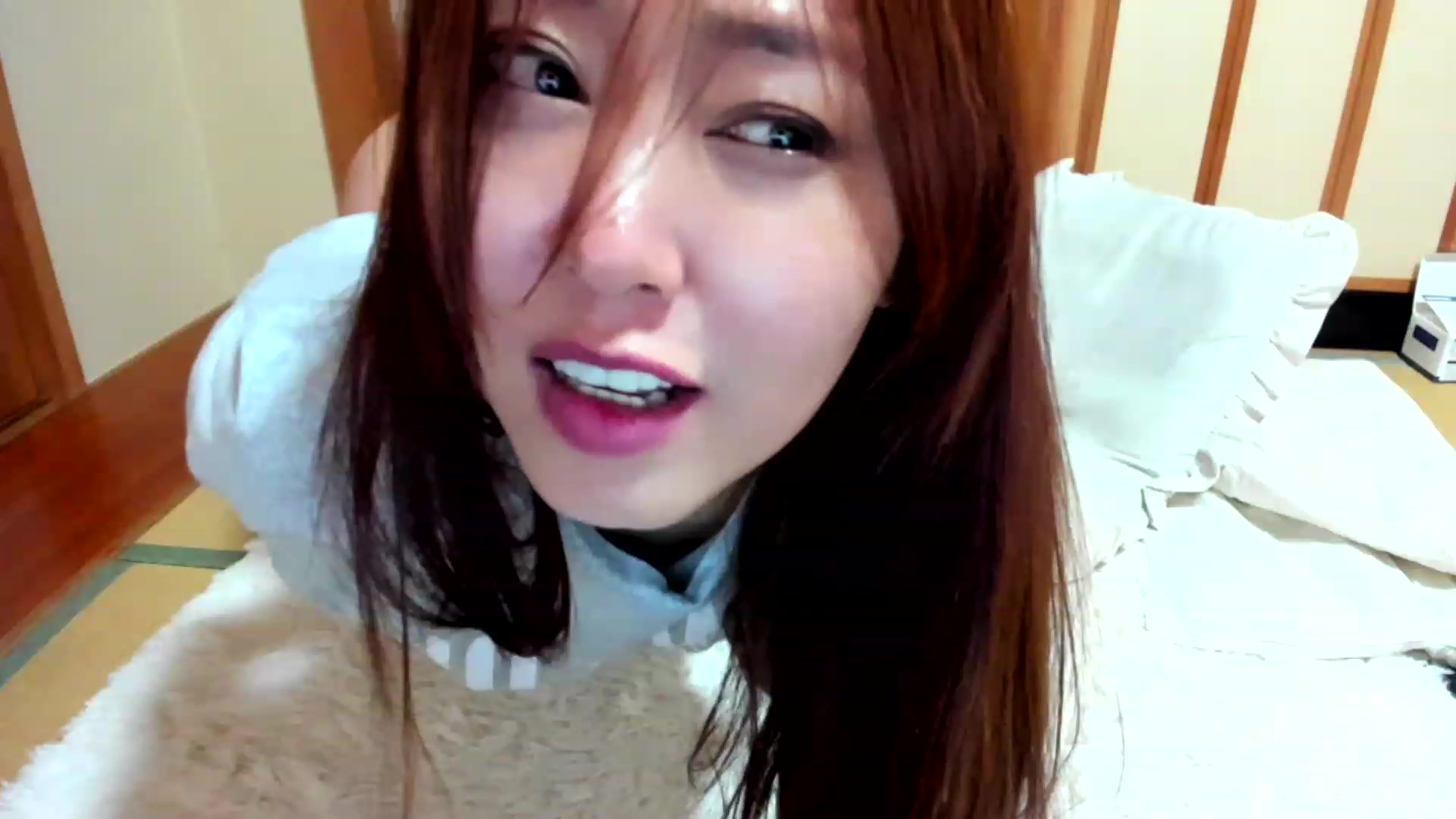 Gallery image thumbnail from WhatIsNanako's myfreecams stream on, 11/19/2022, 11:50 image 3 of 20