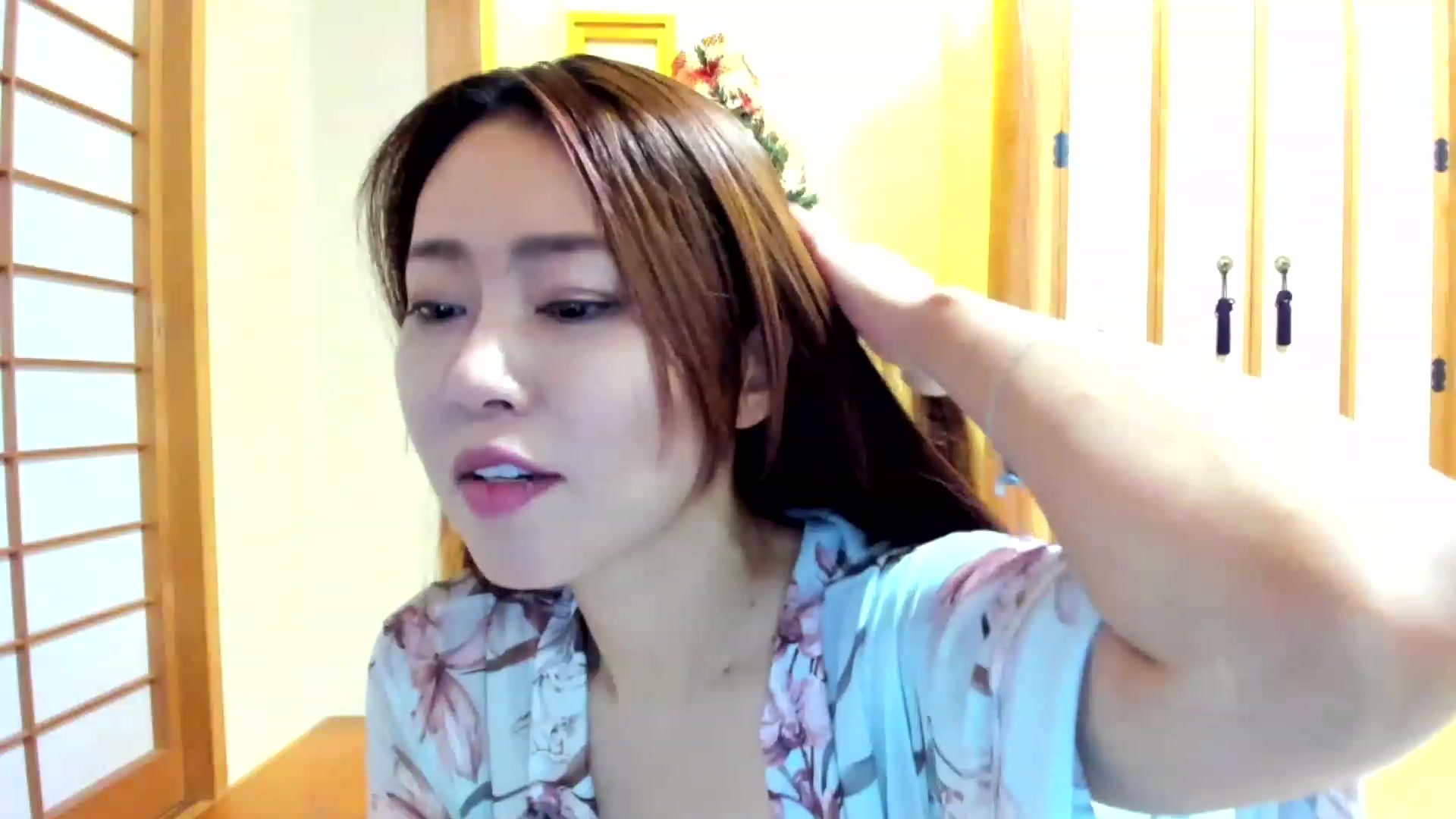 Gallery image thumbnail from WhatIsNanako's myfreecams stream on, 12/04/2022, 10:26 image 15 of 20