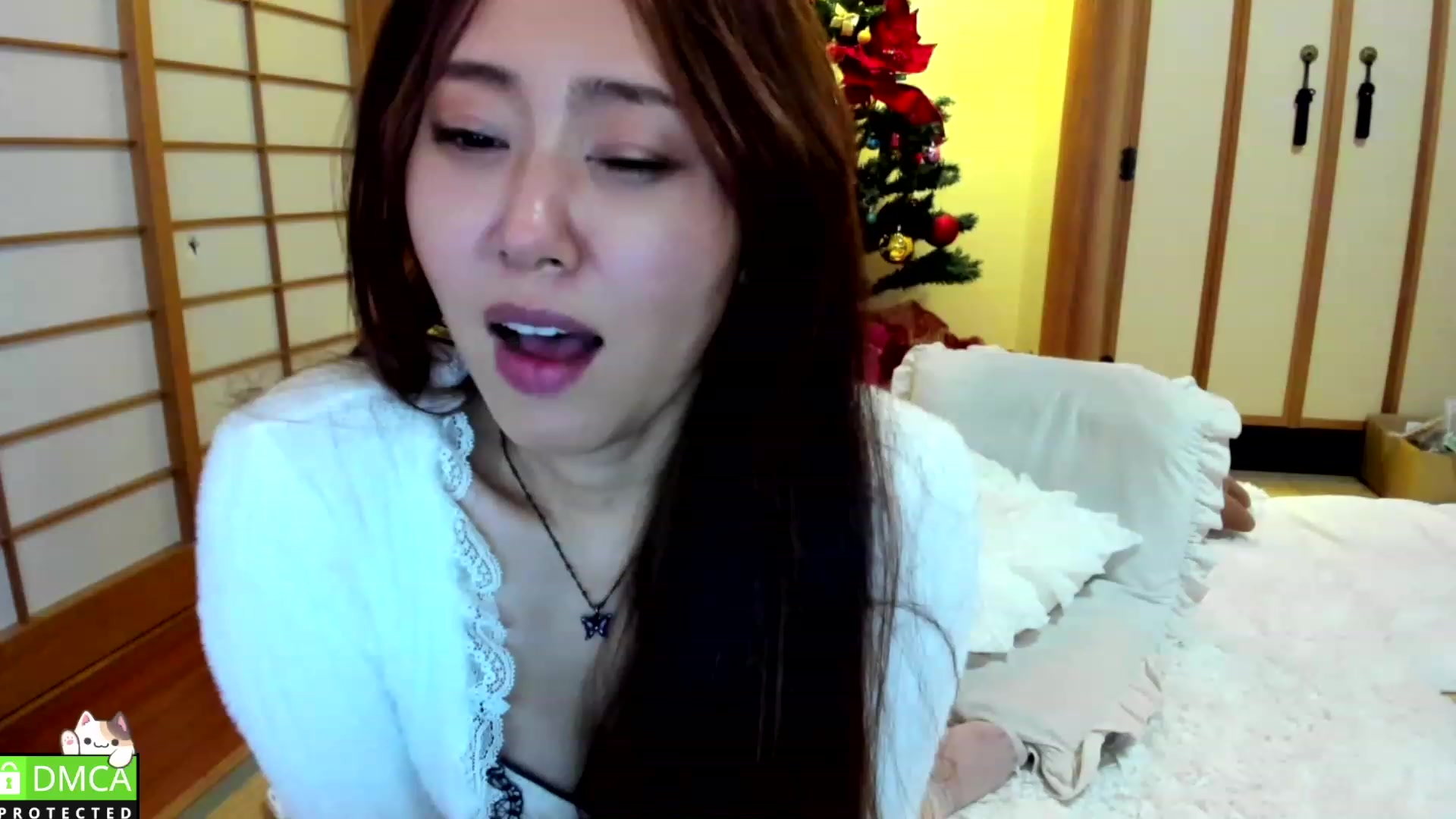 Gallery image thumbnail from WhatIsNanako's myfreecams stream on, 12/09/2022, 08:45 image 6 of 20