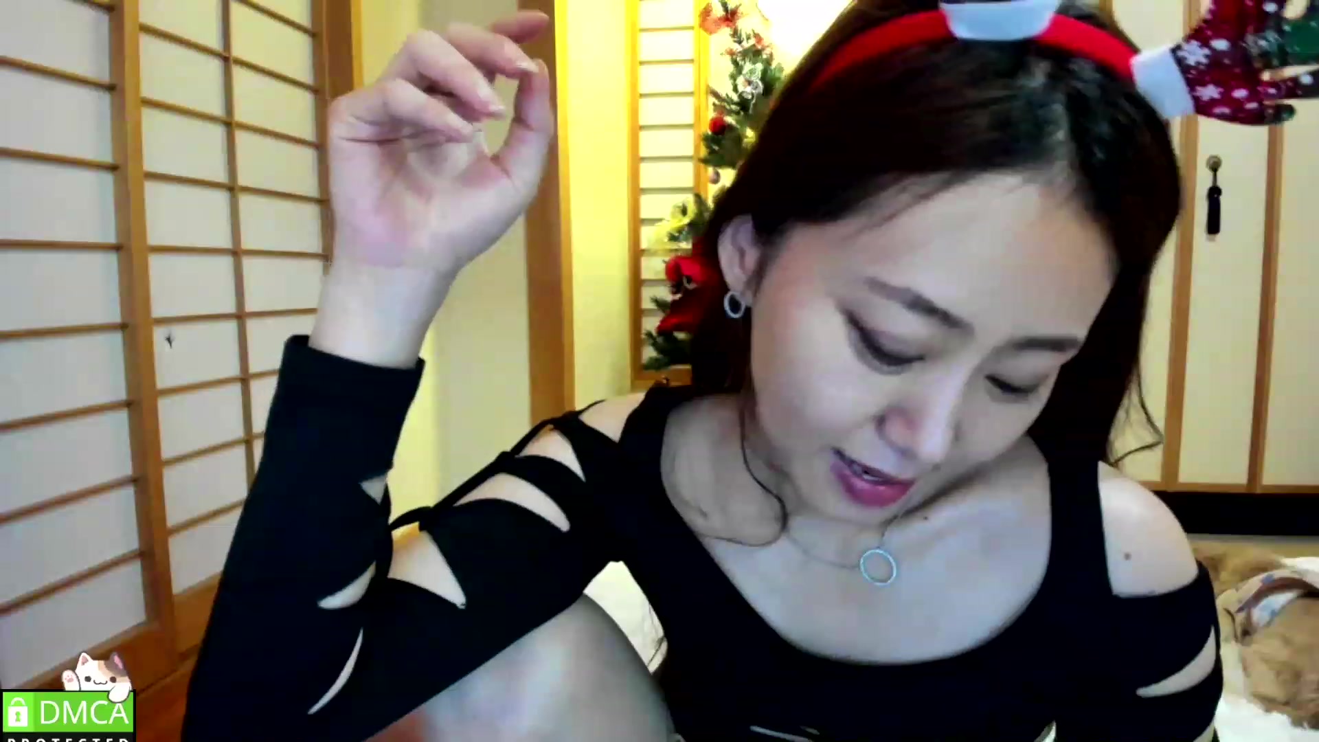 Gallery image thumbnail from WhatIsNanako's myfreecams stream on, 12/11/2022, 15:09 image 11 of 20