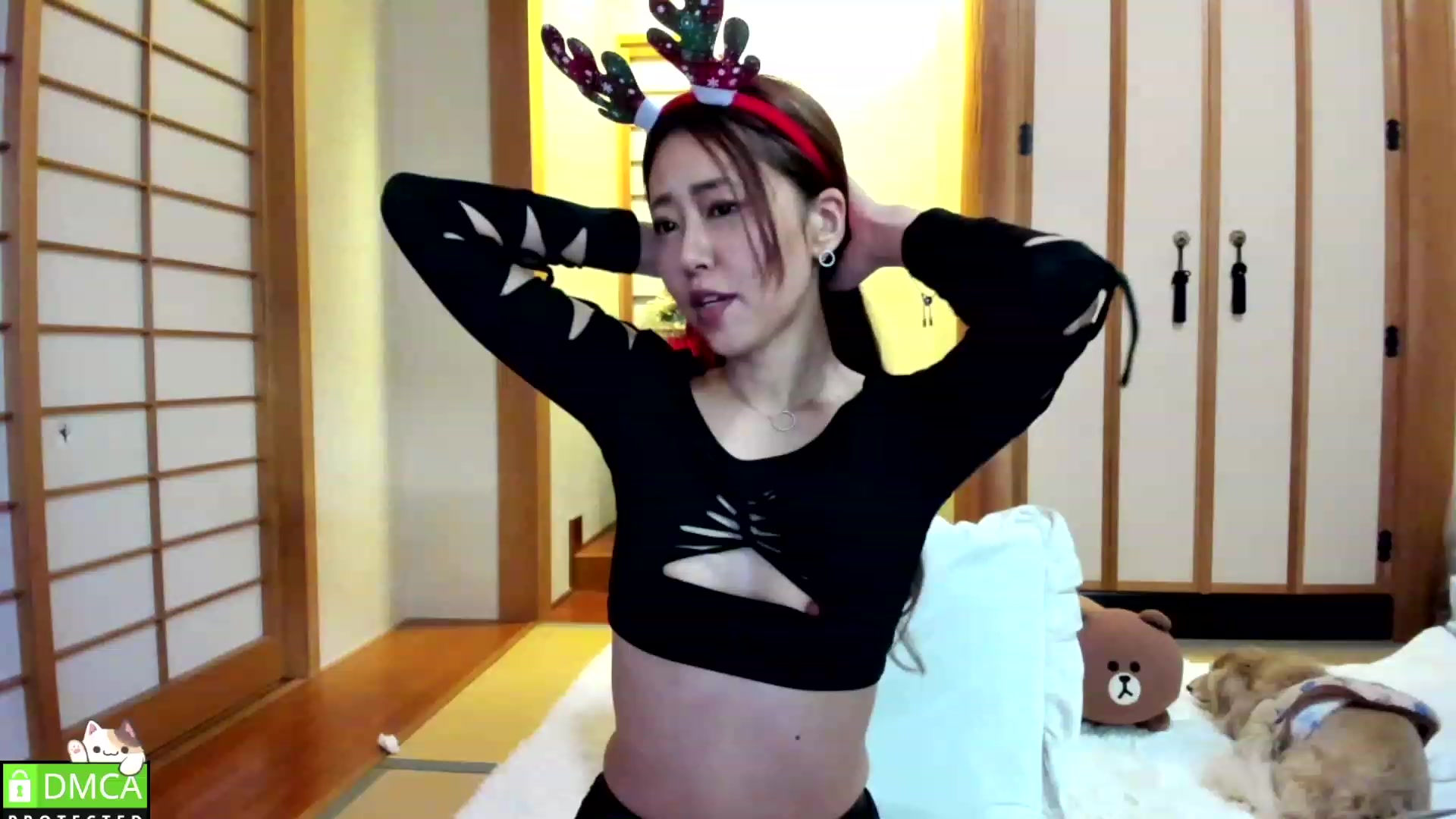 Gallery image thumbnail from WhatIsNanako's myfreecams stream on, 12/11/2022, 15:09 image 1 of 20