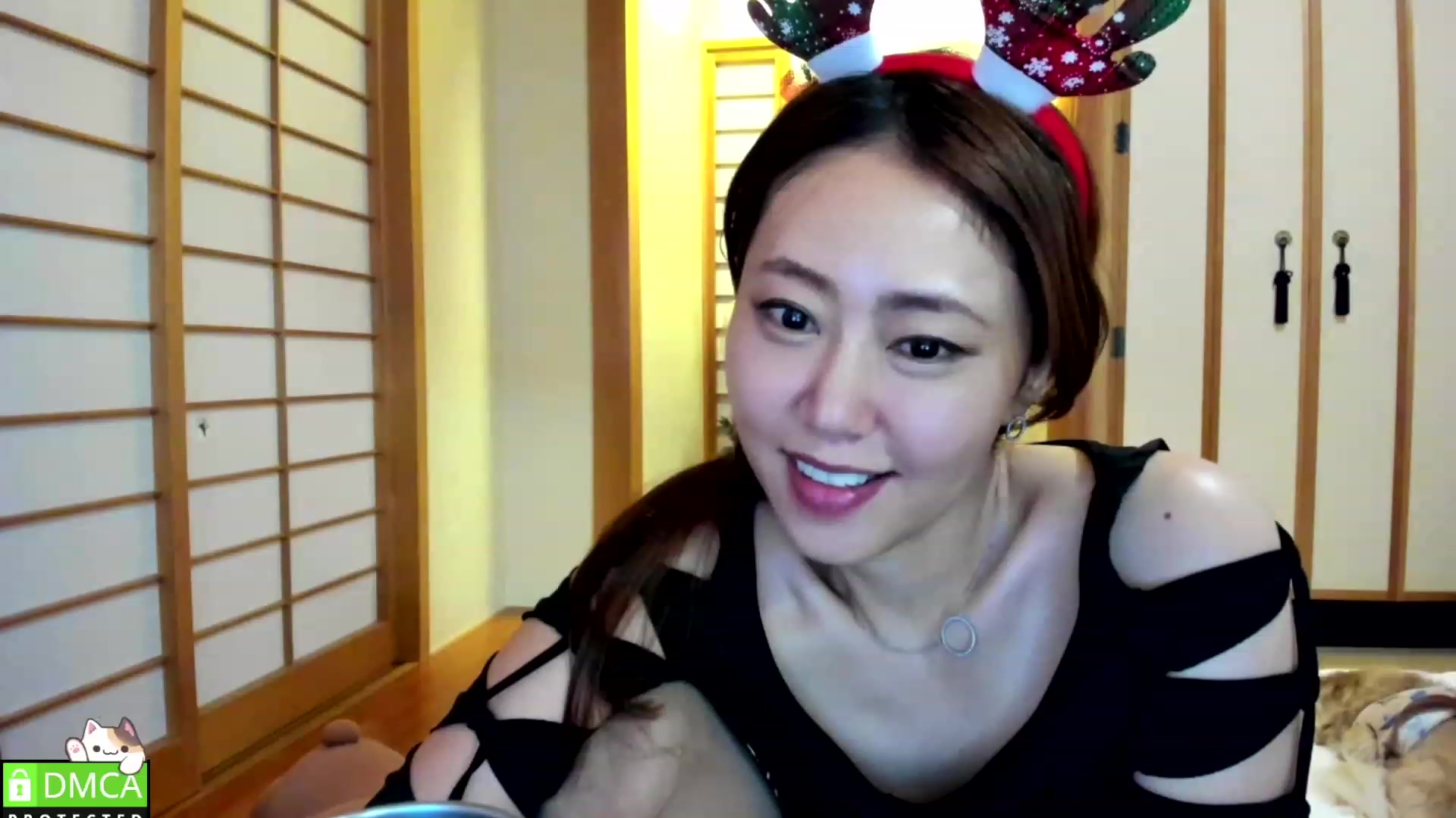Gallery image thumbnail from WhatIsNanako's myfreecams stream on, 12/11/2022, 15:09 image 20 of 20
