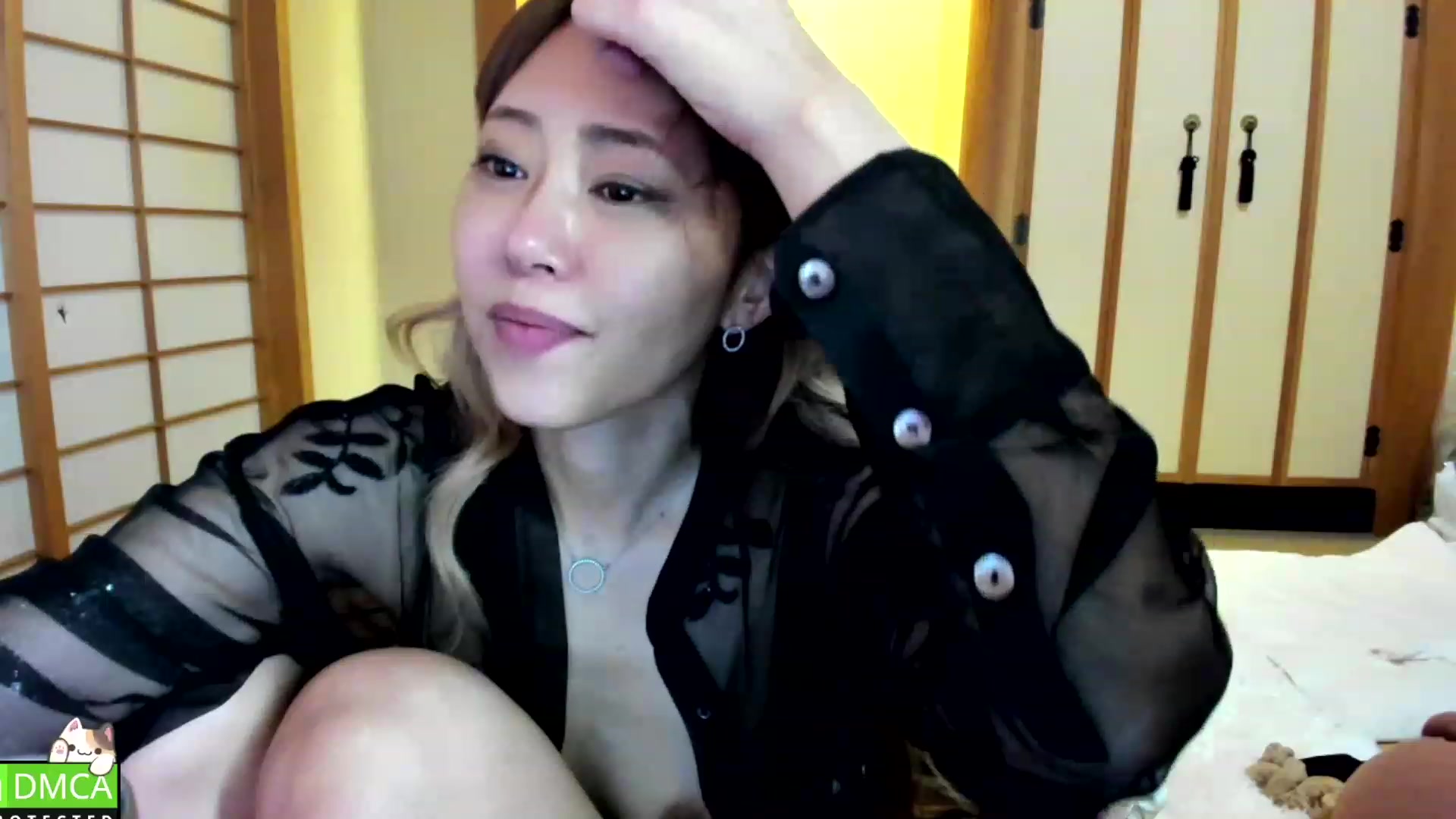 Gallery image thumbnail from WhatIsNanako's myfreecams stream on, 12/11/2022, 19:13 image 13 of 20