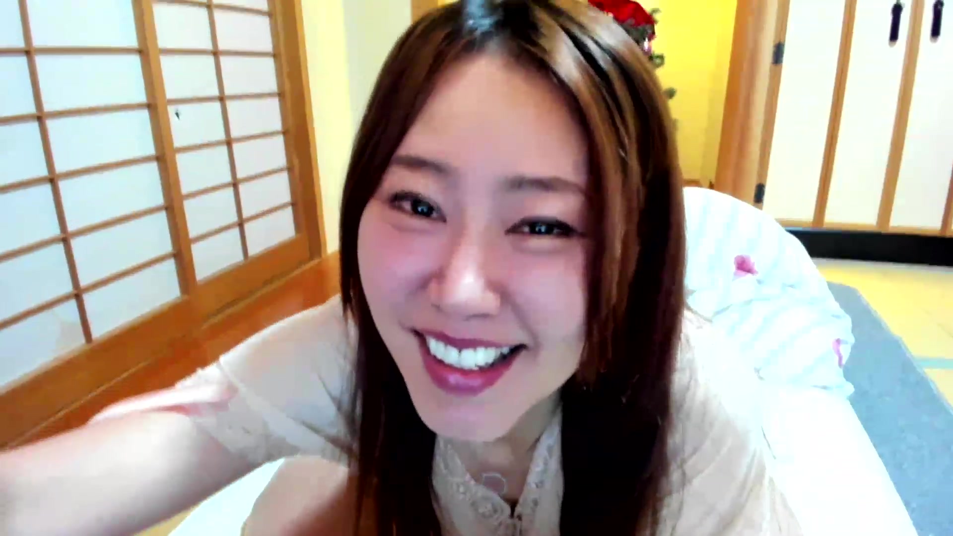 Gallery image thumbnail from WhatIsNanako's myfreecams stream on, 12/16/2022, 16:46 image 6 of 20
