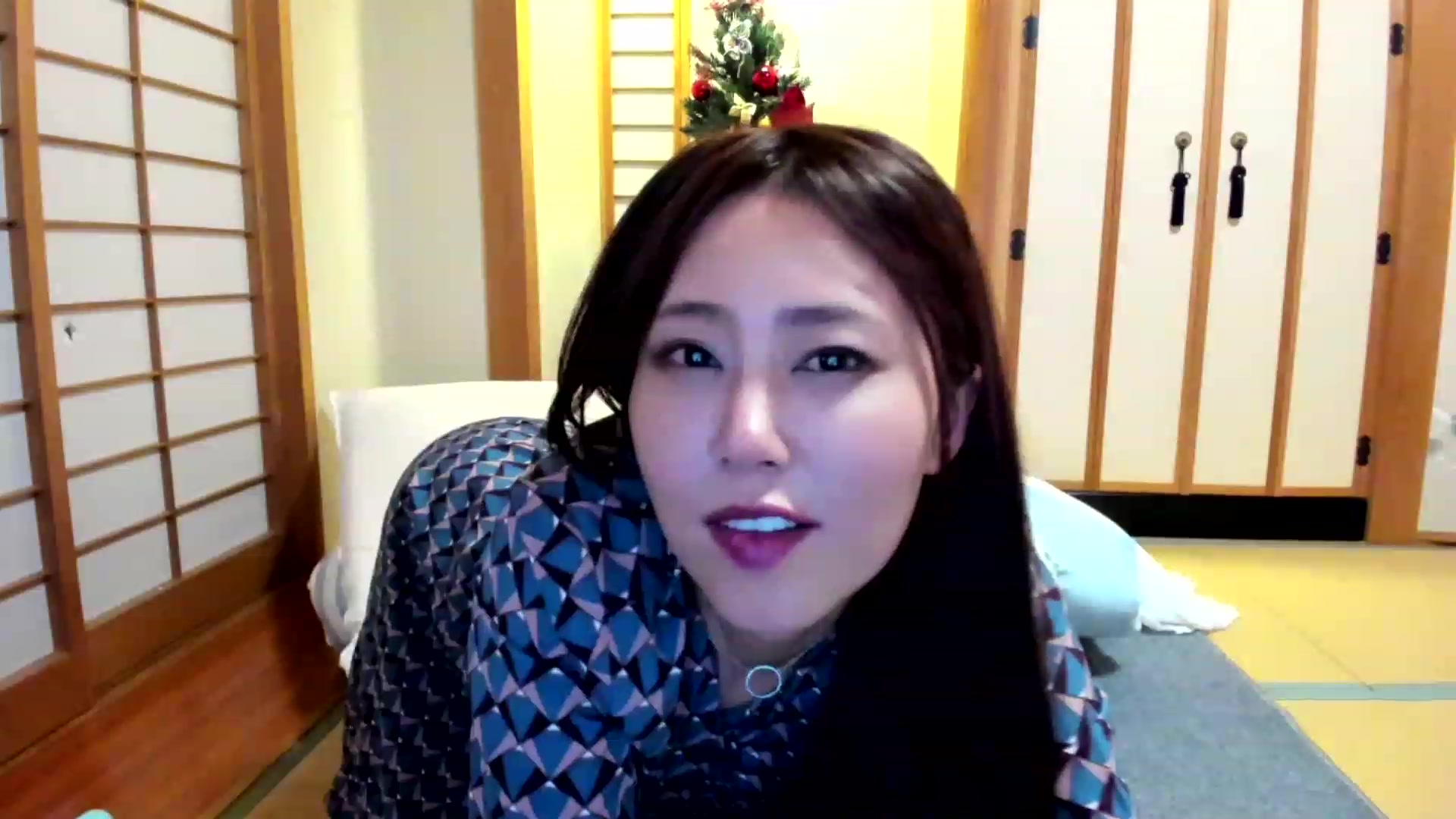 Gallery image thumbnail from WhatIsNanako's myfreecams stream on, 12/18/2022, 08:39 image 16 of 20