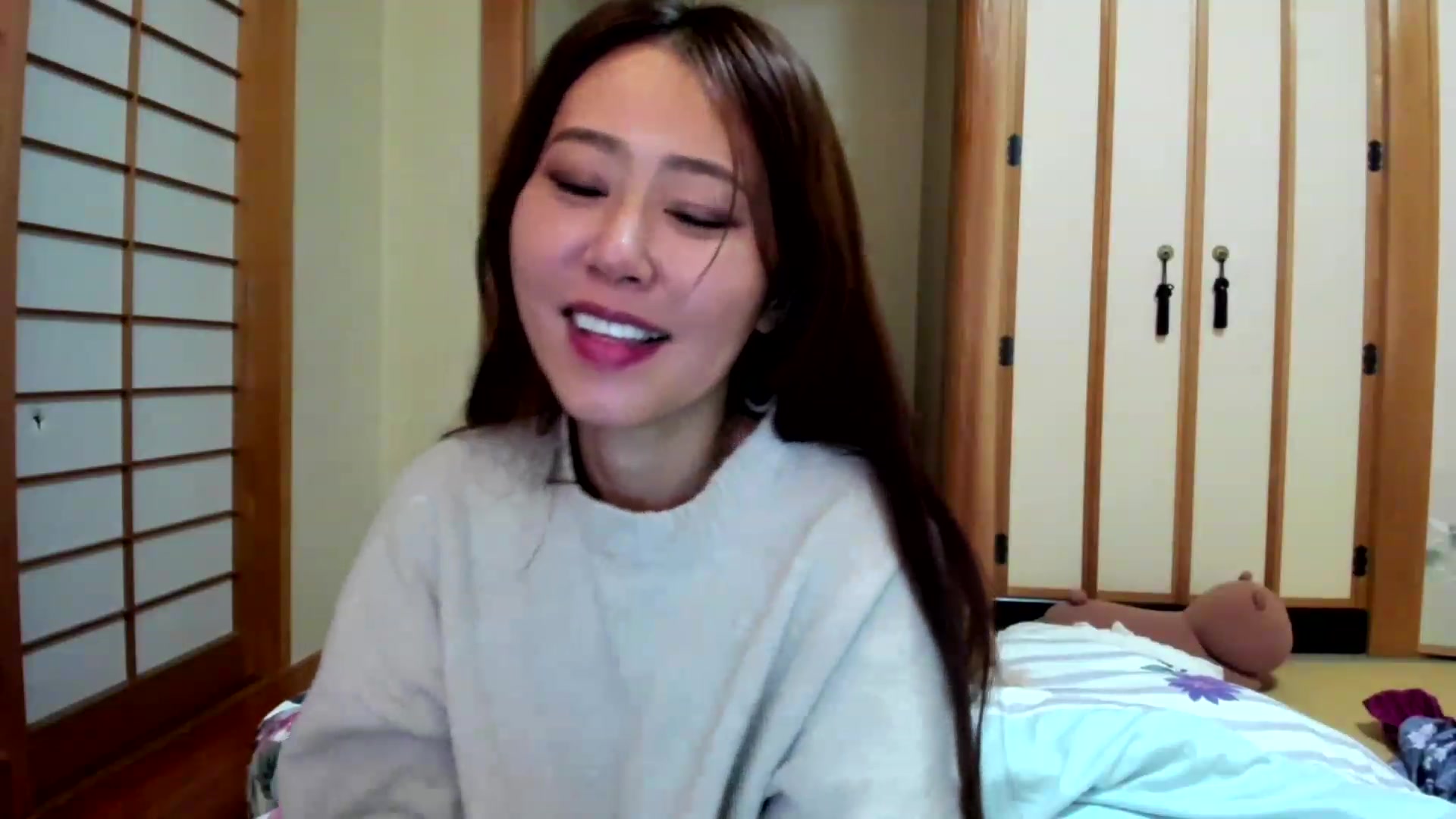 Gallery image thumbnail from WhatIsNanako's myfreecams stream on, 12/22/2022, 14:20 image 12 of 20