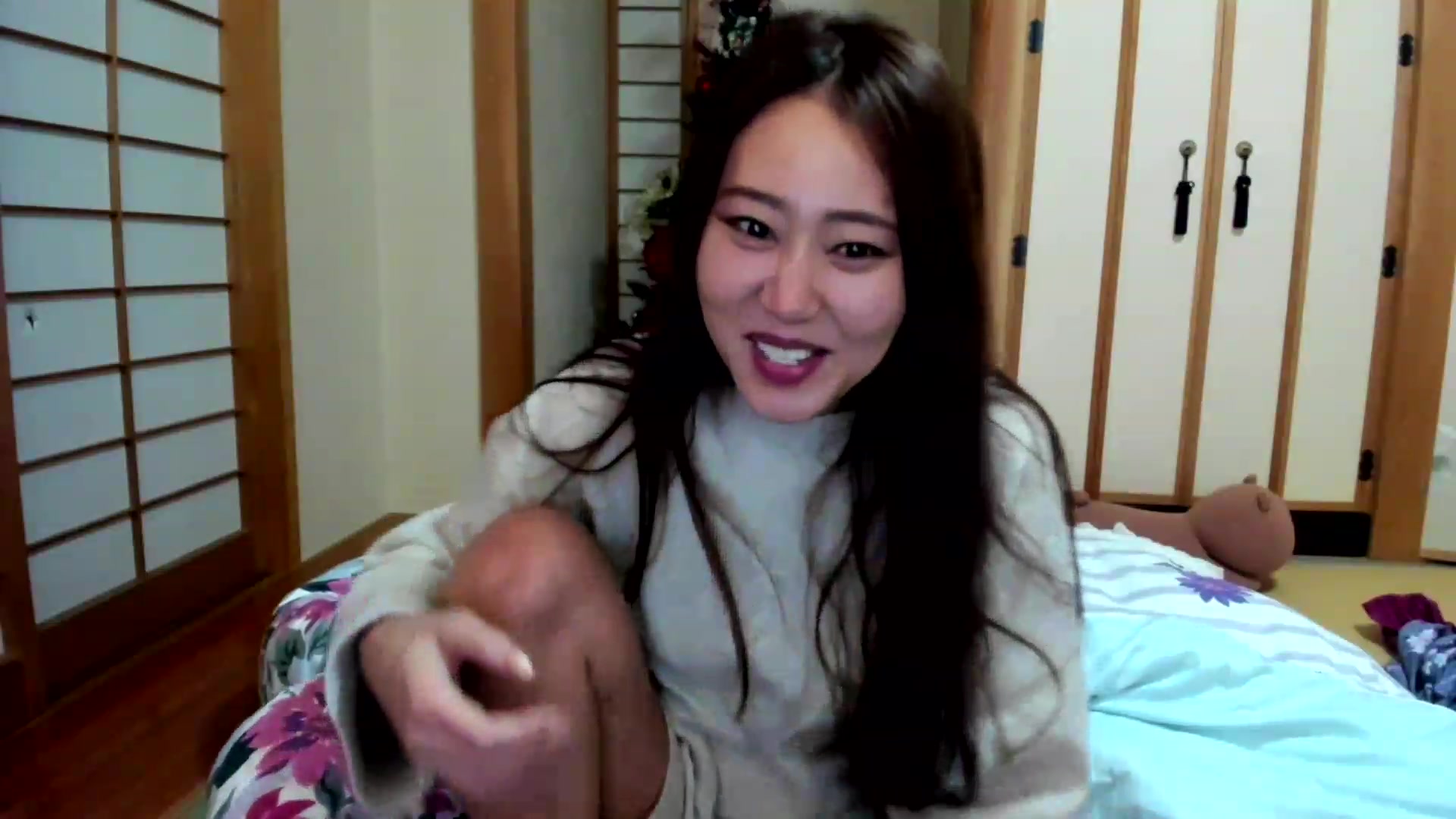 Gallery image thumbnail from WhatIsNanako's myfreecams stream on, 12/22/2022, 14:20 image 8 of 20
