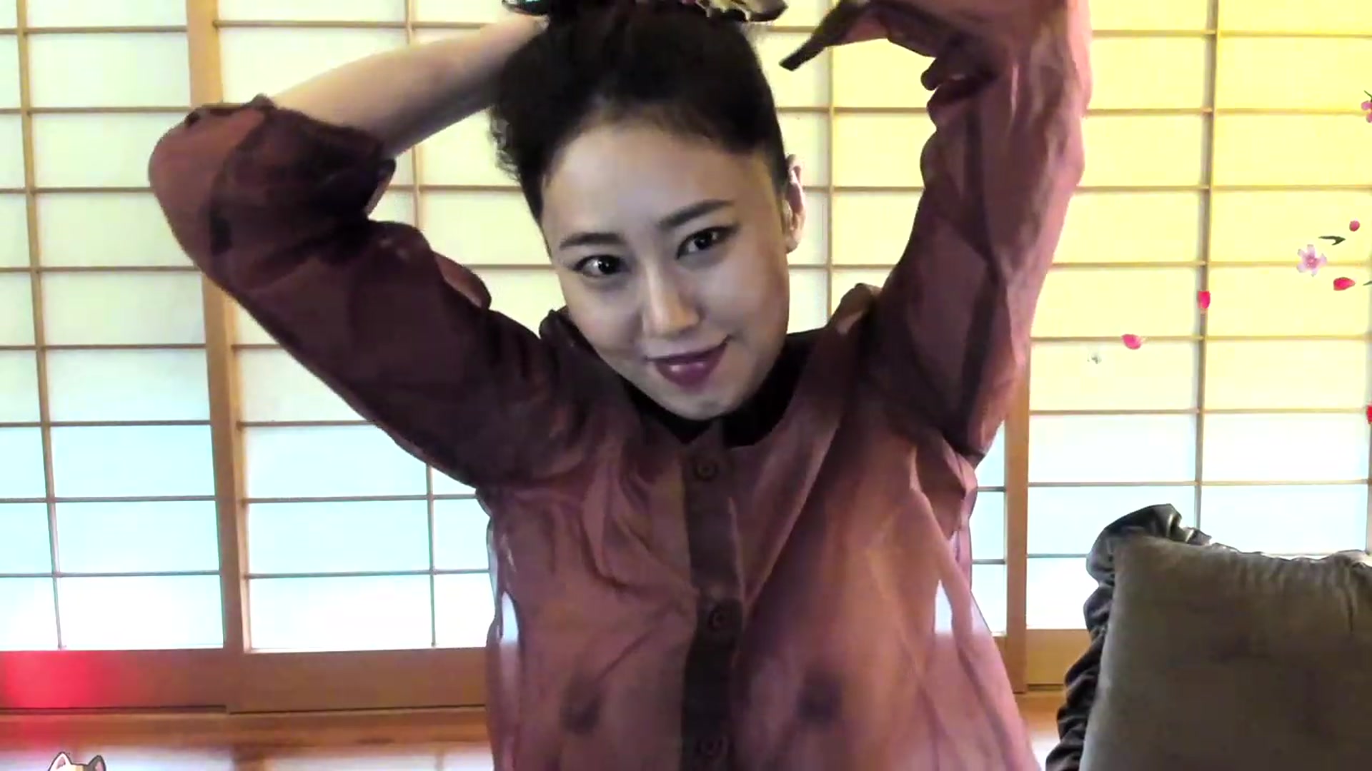 Gallery image thumbnail from WhatIsNanako's myfreecams stream on, 03/18/2023, 08:37 image 4 of 20