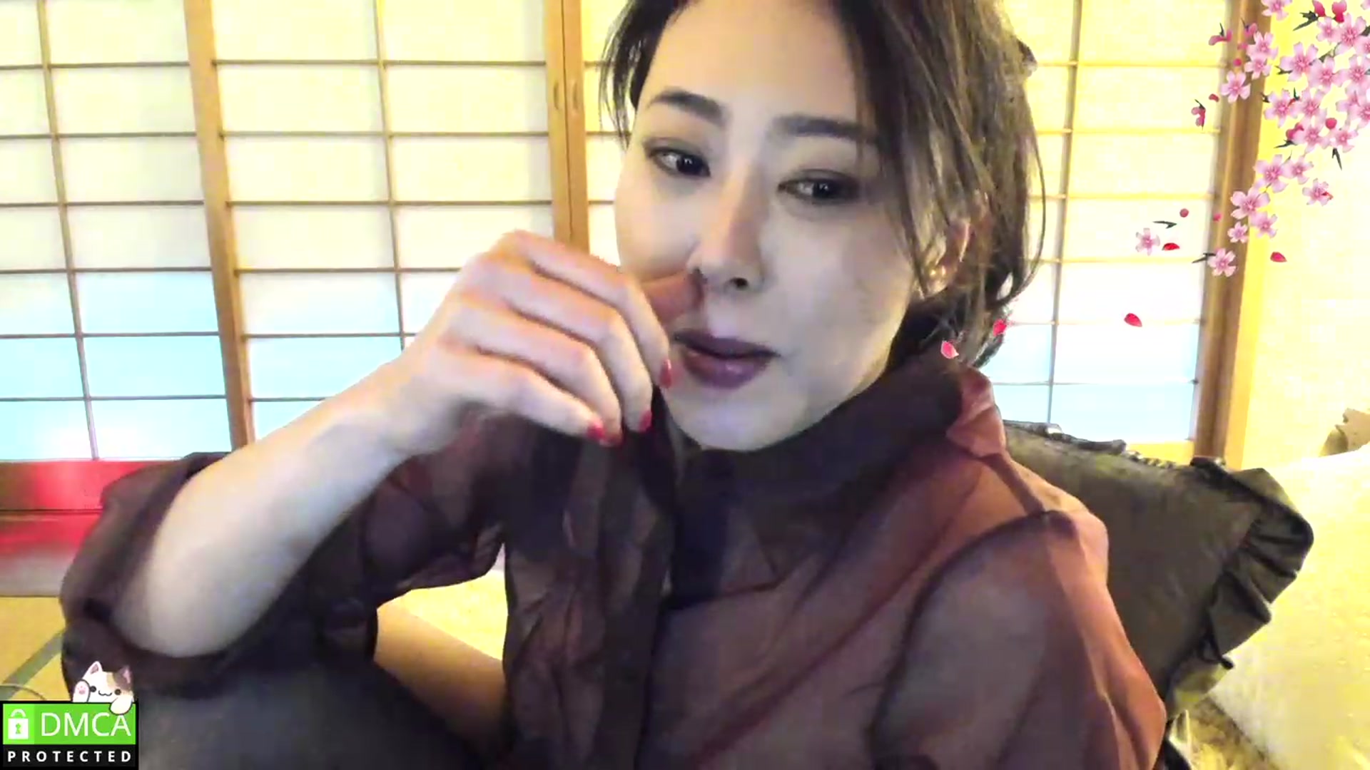 Gallery image thumbnail from WhatIsNanako's myfreecams stream on, 03/18/2023, 08:37 image 17 of 20