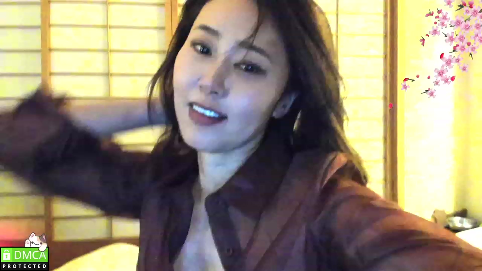 Gallery image thumbnail from WhatIsNanako's myfreecams stream on, 03/18/2023, 13:25 image 18 of 20