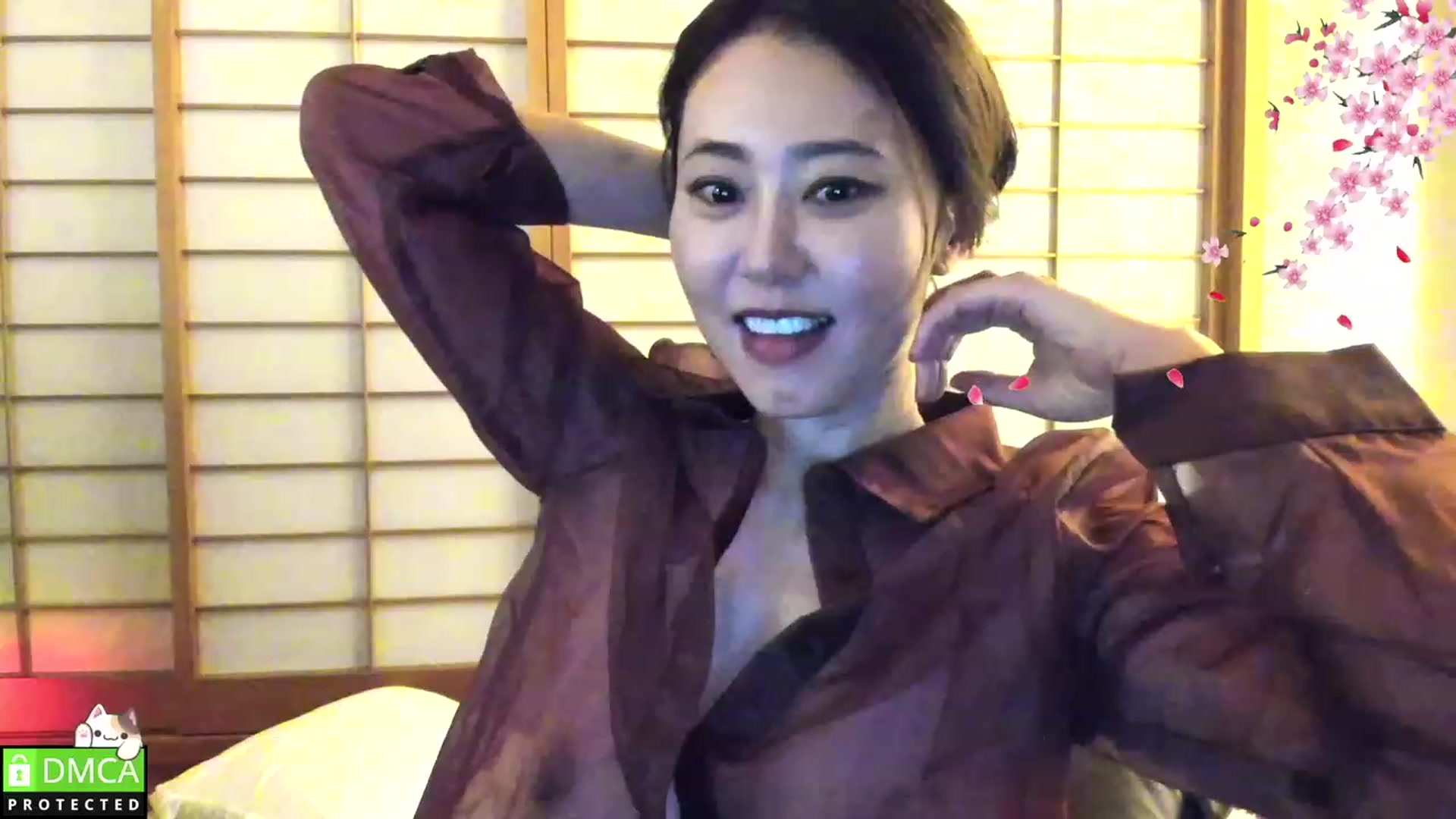 Gallery image thumbnail from WhatIsNanako's myfreecams stream on, 03/18/2023, 13:25 image 6 of 20