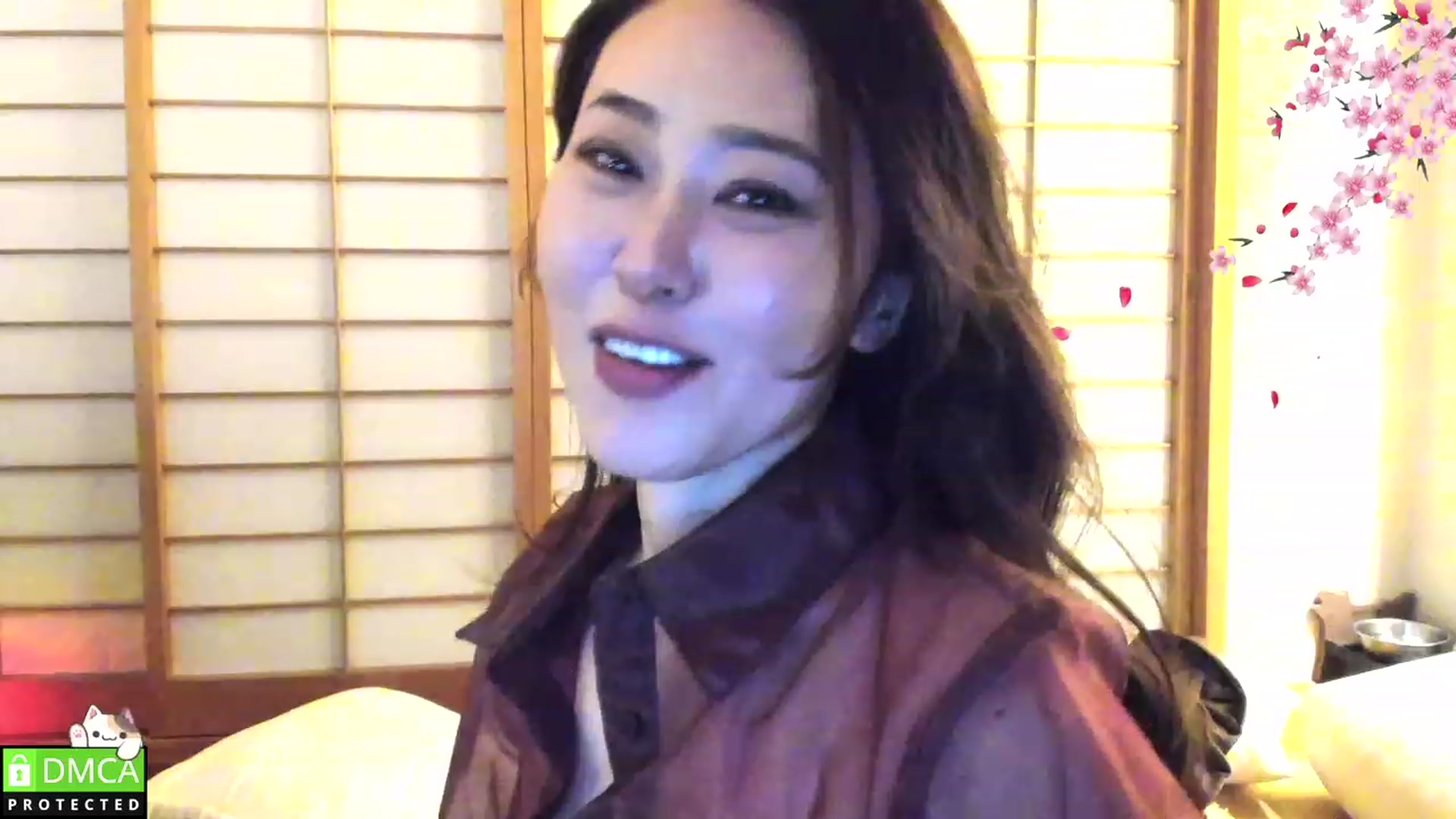 Gallery image thumbnail from WhatIsNanako's myfreecams stream on, 03/18/2023, 13:25 image 17 of 20