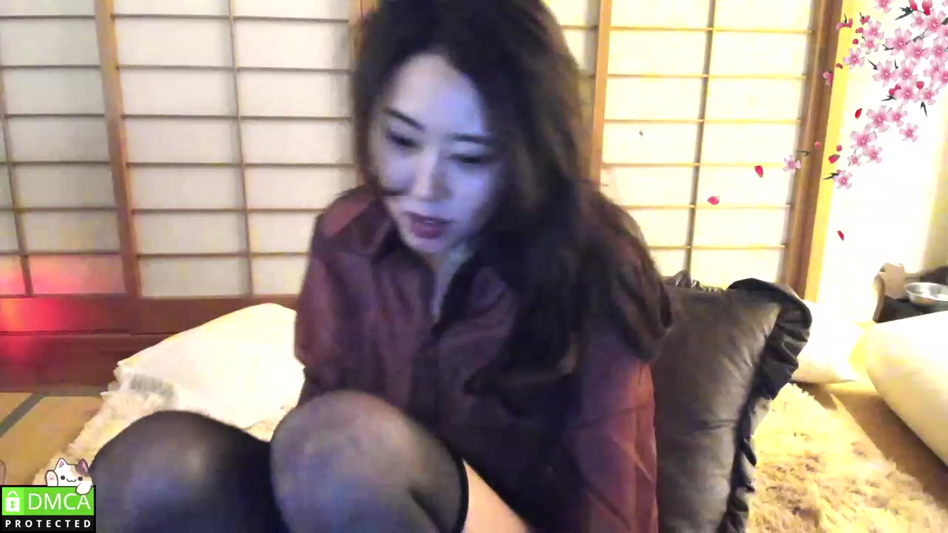 Gallery image thumbnail from WhatIsNanako's myfreecams stream on, 03/18/2023, 15:27 image 12 of 20
