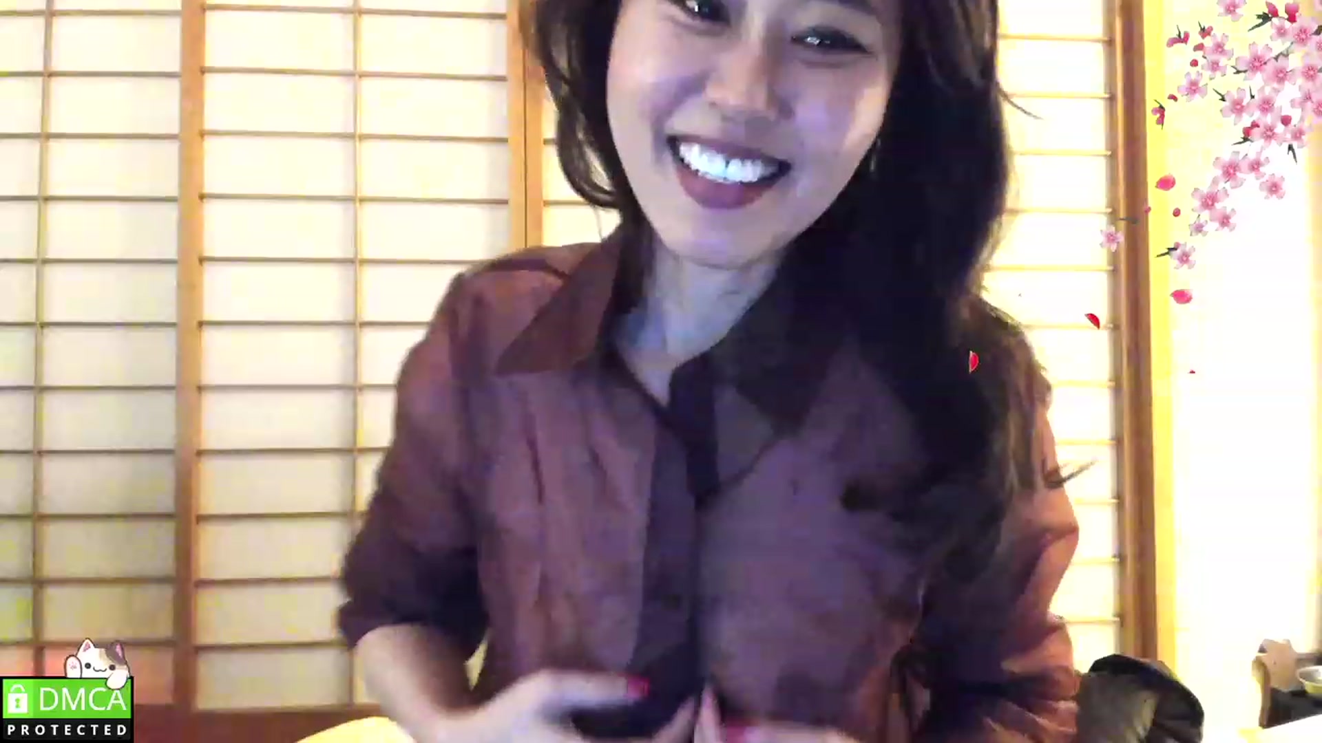 Gallery image thumbnail from WhatIsNanako's myfreecams stream on, 03/18/2023, 15:27 image 11 of 20