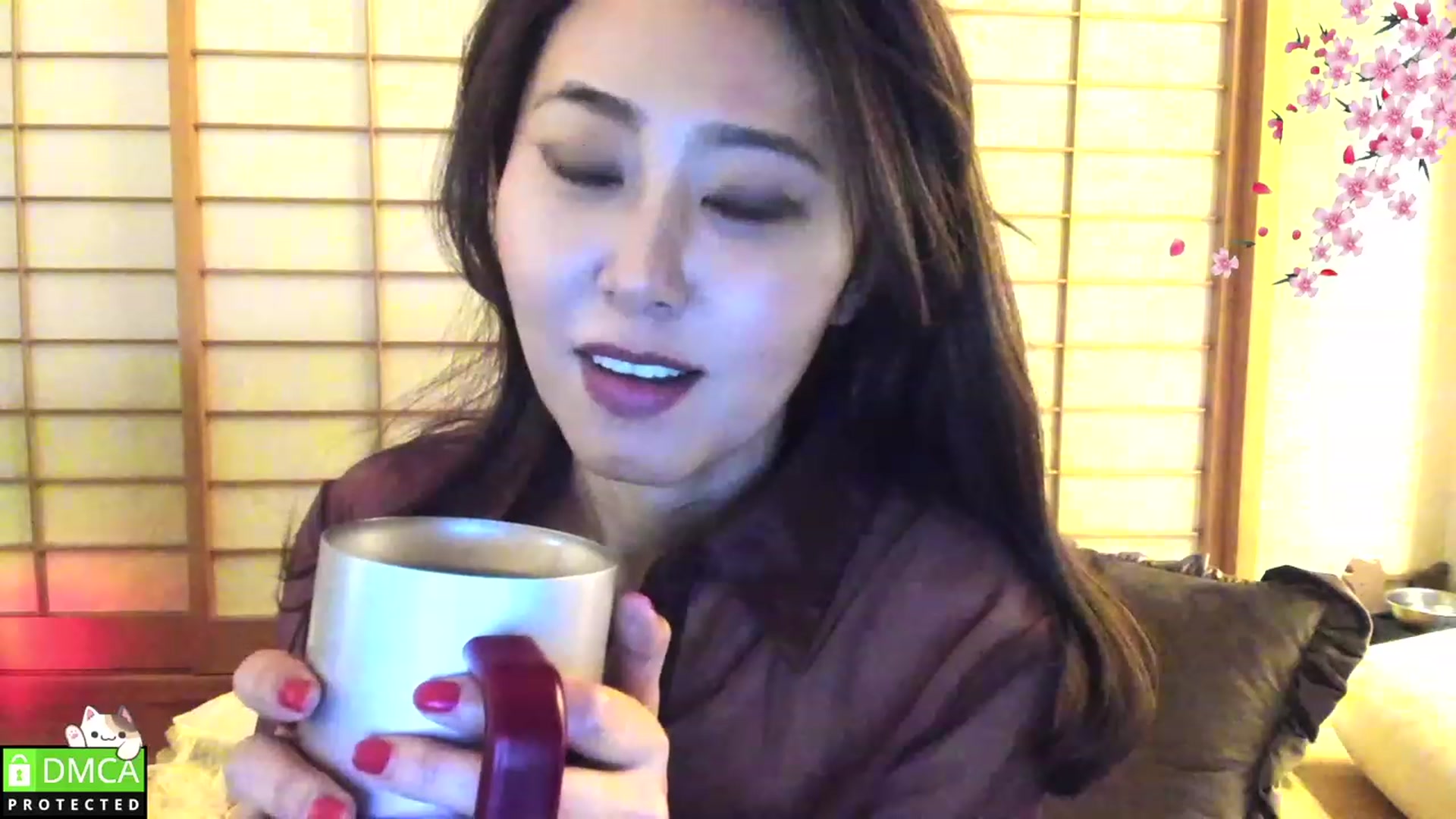 Gallery image thumbnail from WhatIsNanako's myfreecams stream on, 03/18/2023, 15:27 image 14 of 20