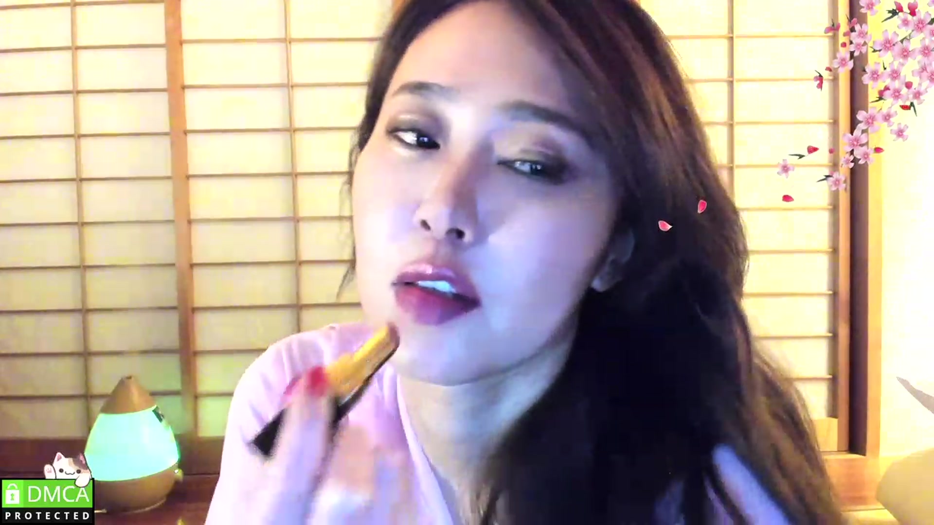 Gallery image thumbnail from WhatIsNanako's myfreecams stream on, 03/19/2023, 19:27 image 19 of 20