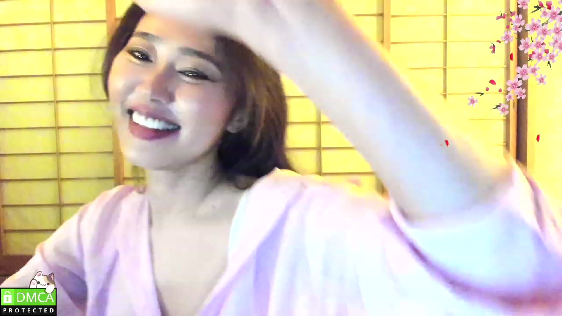 Gallery image thumbnail from WhatIsNanako's myfreecams stream on, 03/19/2023, 21:12 image 2 of 20