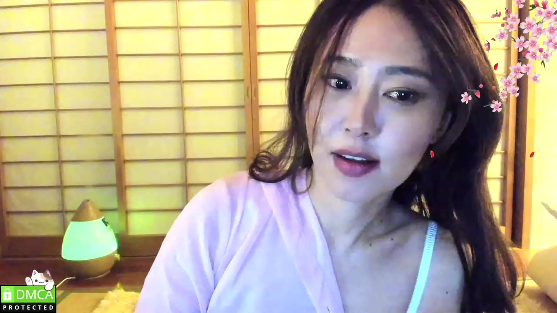 Gallery image thumbnail from WhatIsNanako's myfreecams stream on, 03/19/2023, 21:12 image 1 of 20