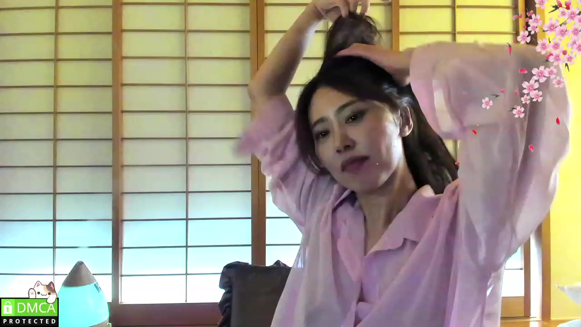 Gallery image thumbnail from WhatIsNanako's myfreecams stream on, 03/19/2023, 23:30 image 10 of 20