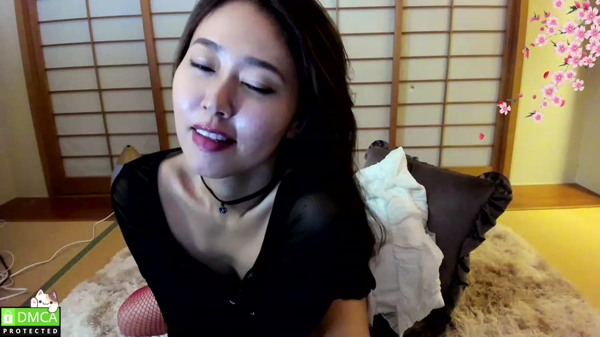 Gallery image thumbnail from WhatIsNanako's myfreecams stream on, 03/25/2023, 11:03 image 5 of 20