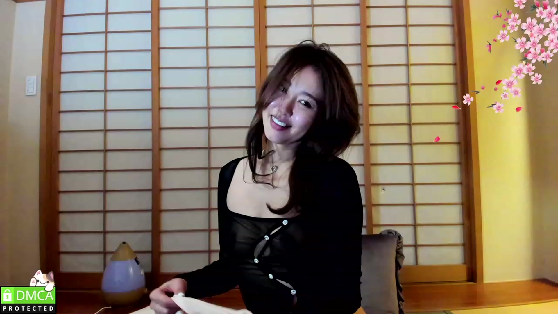 Gallery image thumbnail from WhatIsNanako's myfreecams stream on, 03/25/2023, 12:31 image 7 of 20