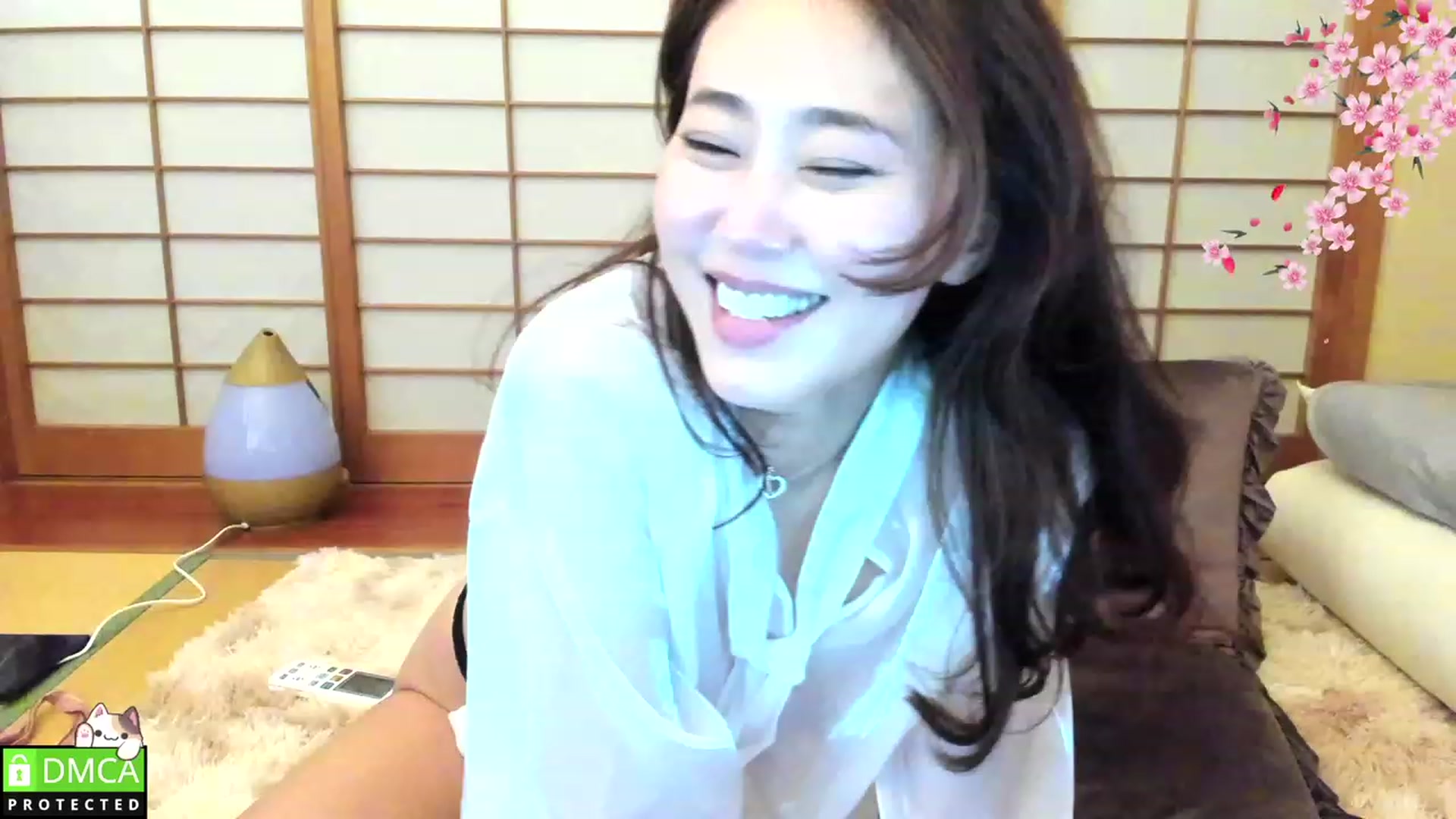 Gallery image thumbnail from WhatIsNanako's myfreecams stream on, 03/26/2023, 11:12 image 1 of 20