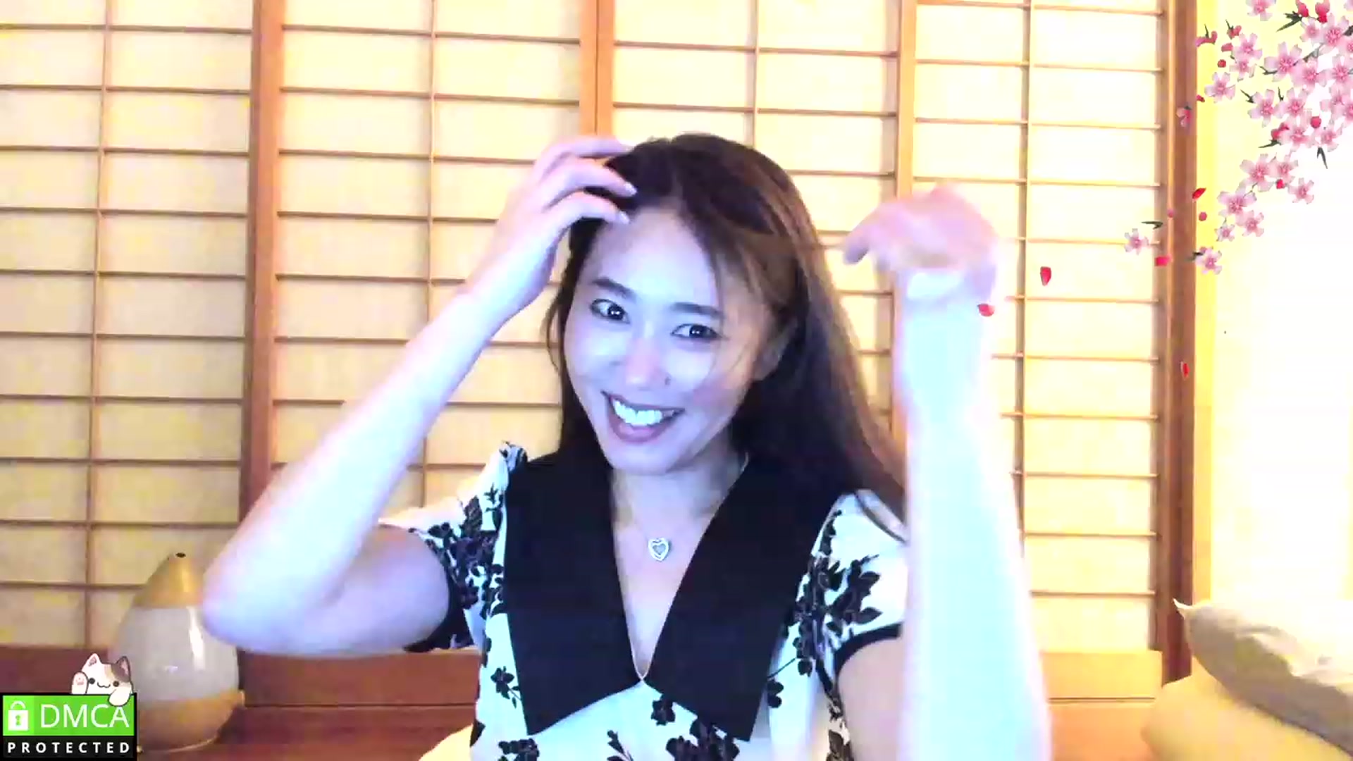 Gallery image thumbnail from WhatIsNanako's myfreecams stream on, 03/26/2023, 11:12 image 13 of 20