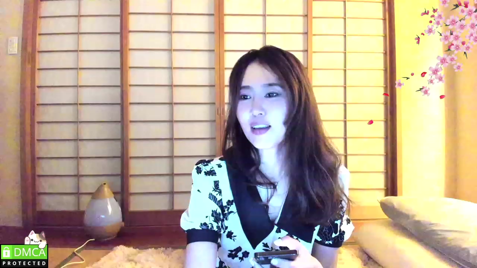 Gallery image thumbnail from WhatIsNanako's myfreecams stream on, 03/26/2023, 15:37 image 2 of 20