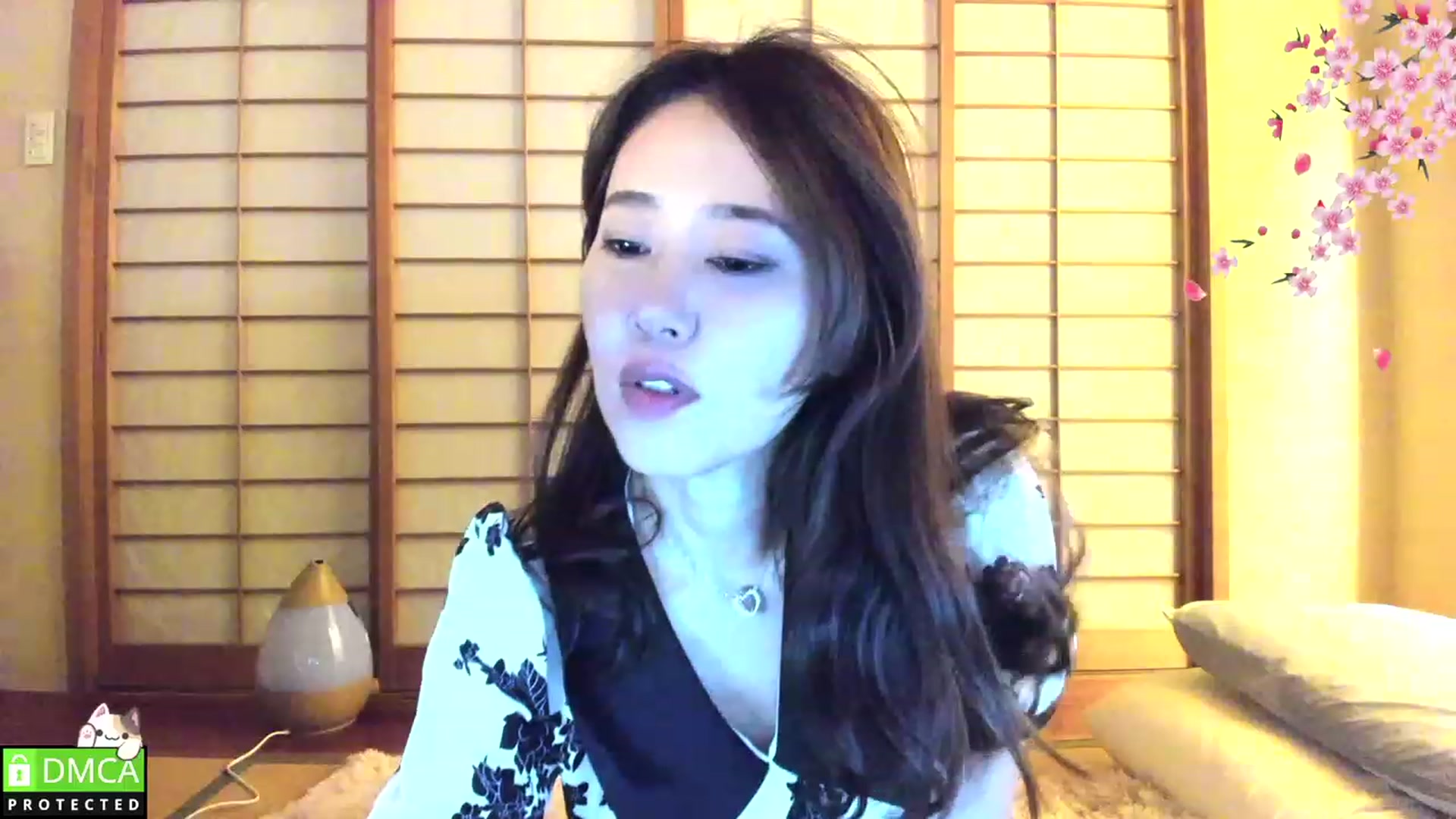 Gallery image thumbnail from WhatIsNanako's myfreecams stream on, 03/26/2023, 15:37 image 18 of 20