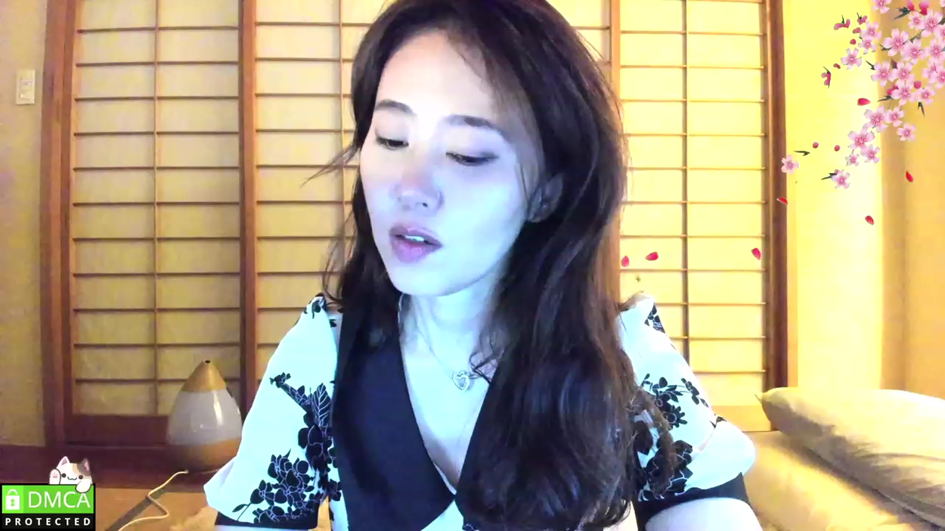 Gallery image thumbnail from WhatIsNanako's myfreecams stream on, 03/26/2023, 15:37 image 20 of 20