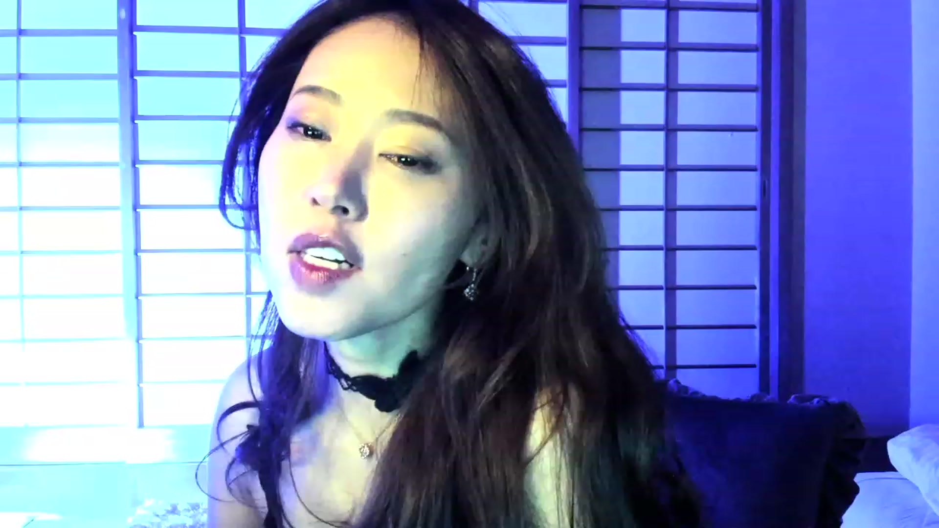 Gallery image thumbnail from WhatIsNanako's myfreecams stream on, 04/23/2023, 10:12 image 12 of 20