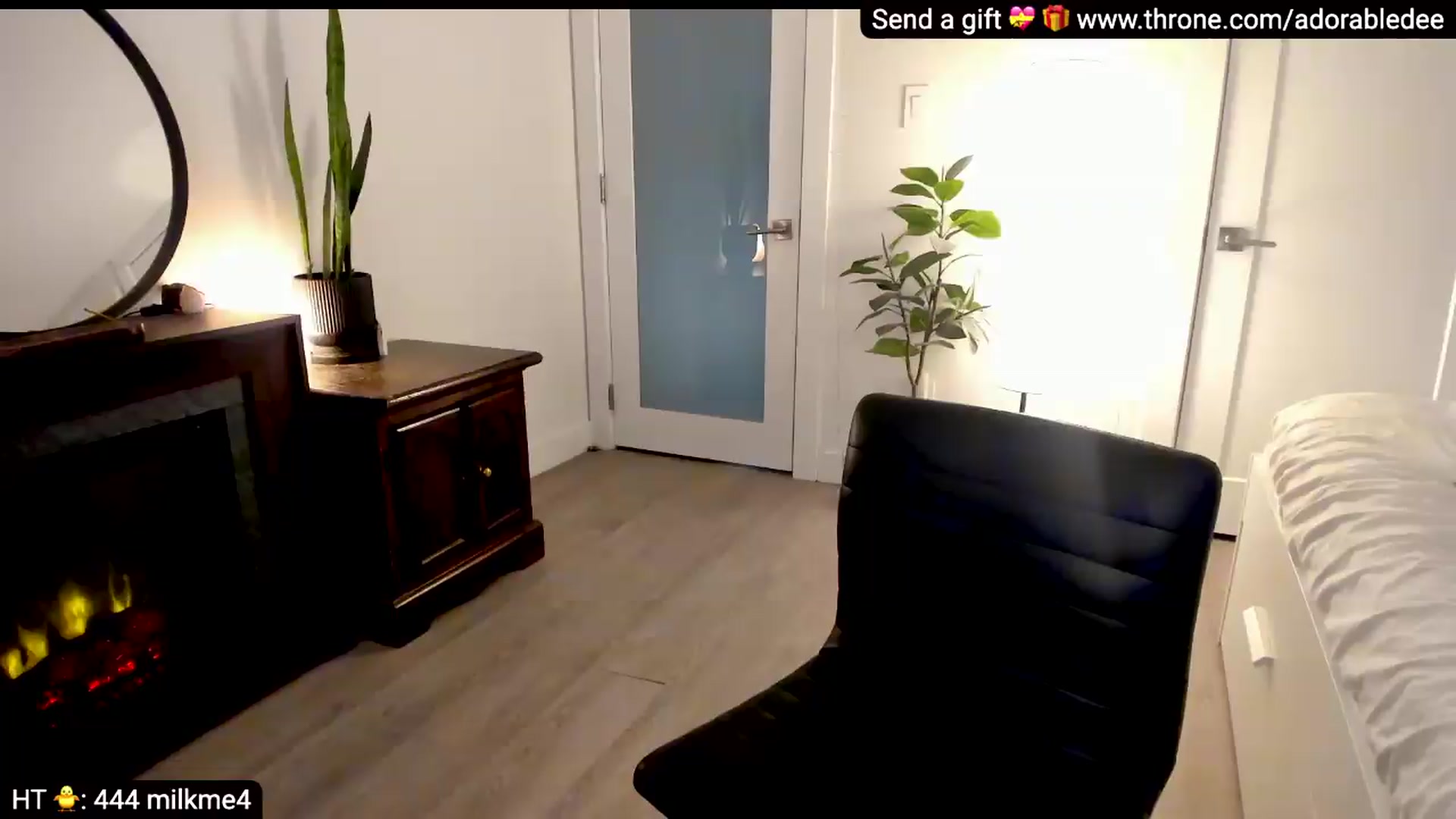 Gallery image thumbnail from WhatThePho's myfreecams stream on, 05/15/2026, 23:17 image 2 of 20