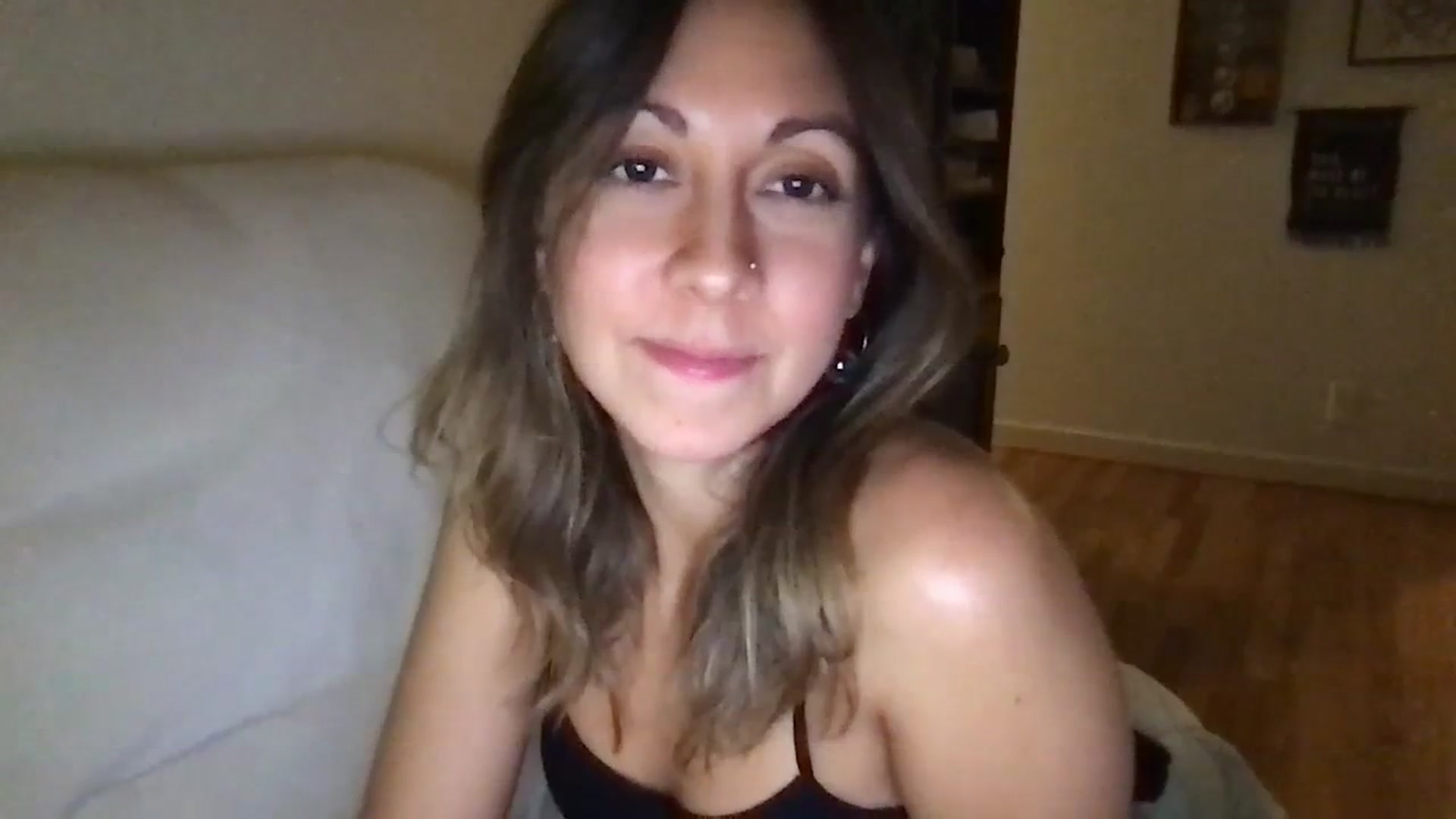 Gallery image thumbnail from Wheres_Willow's myfreecams stream on, 10/06/2023, 06:54 image 9 of 20