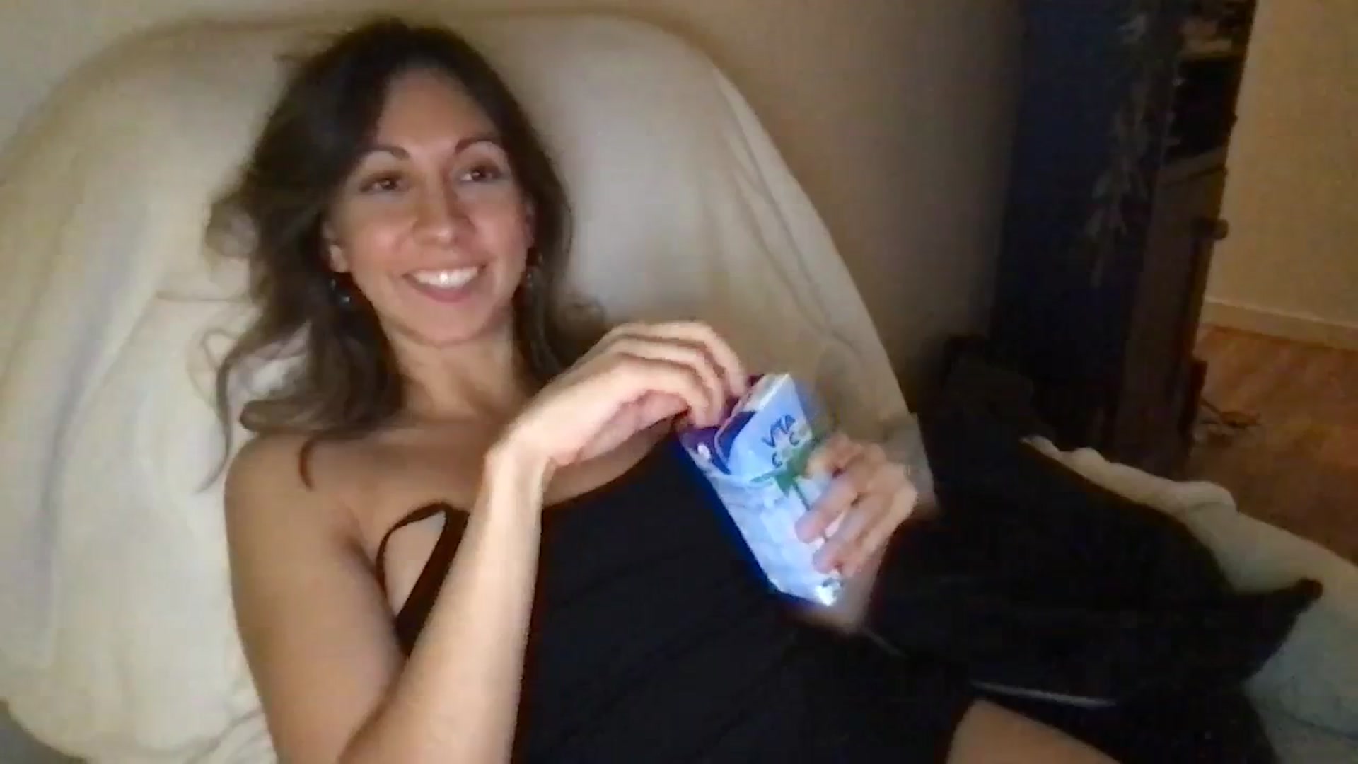 Gallery image thumbnail from Wheres_Willow's myfreecams stream on, 10/06/2023, 06:54 image 6 of 20