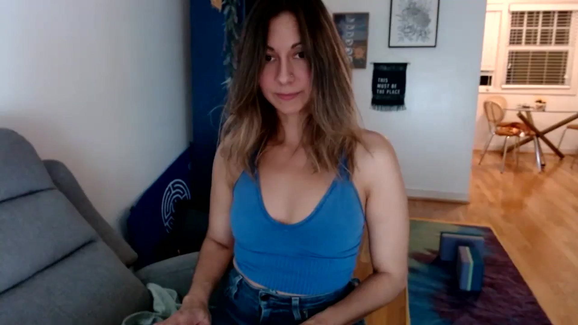 Gallery image thumbnail from Wheres_Willow's myfreecams stream on, 10/08/2023, 06:33 image 5 of 20