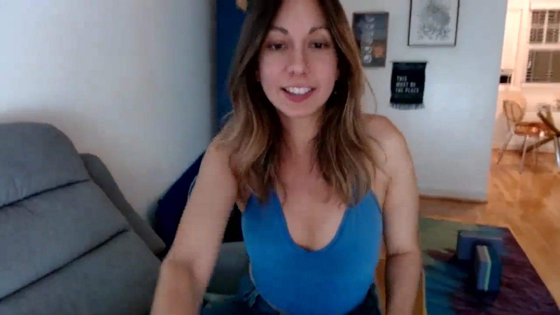 Gallery image thumbnail from Wheres_Willow's myfreecams stream on, 10/08/2023, 06:33 image 14 of 20