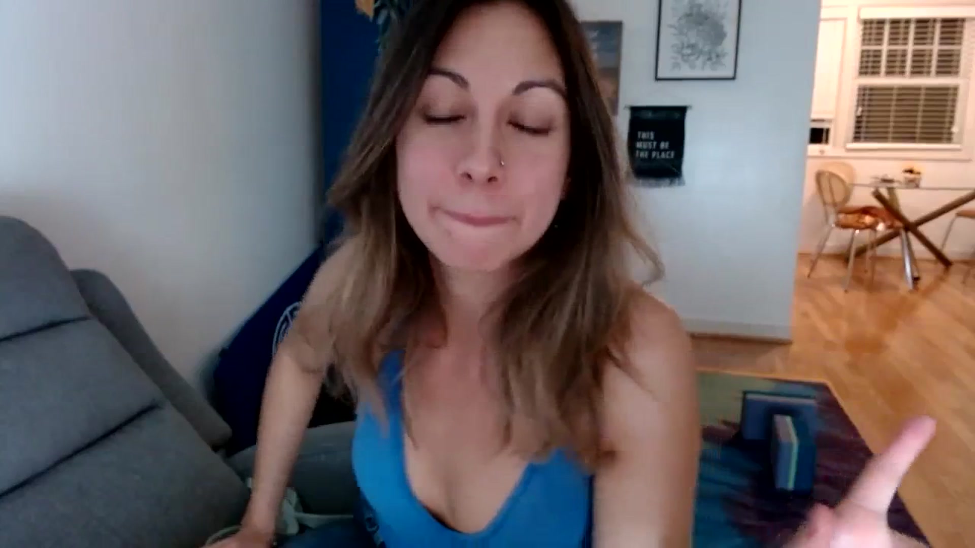 Gallery image thumbnail from Wheres_Willow's myfreecams stream on, 10/08/2023, 06:33 image 6 of 20