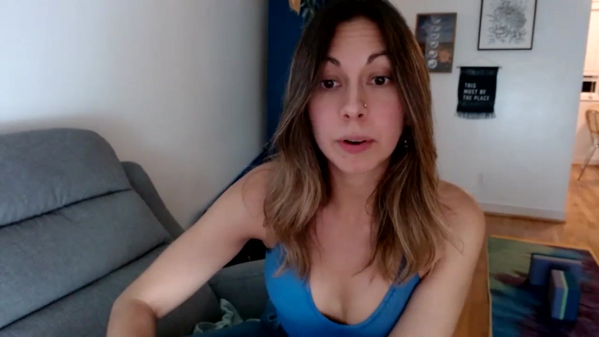 Gallery image thumbnail from Wheres_Willow's myfreecams stream on, 10/08/2023, 06:52 image 5 of 20