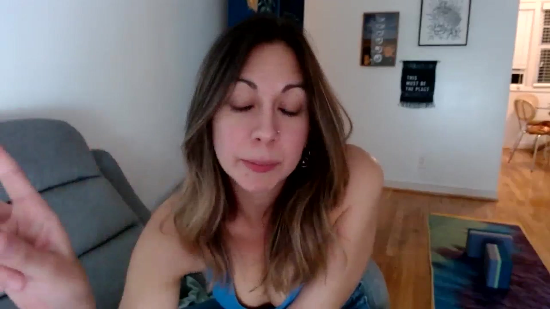 Gallery image thumbnail from Wheres_Willow's myfreecams stream on, 10/08/2023, 06:52 image 11 of 20