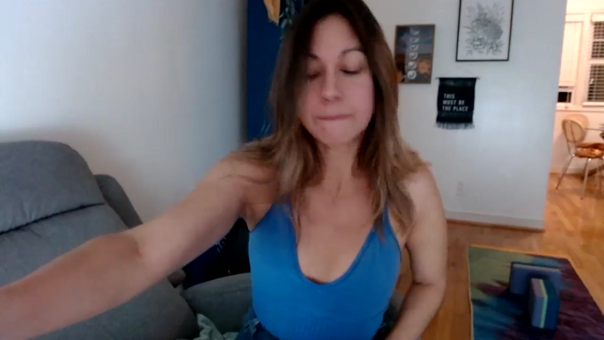 Gallery image thumbnail from Wheres_Willow's myfreecams stream on, 10/08/2023, 06:52 image 18 of 20