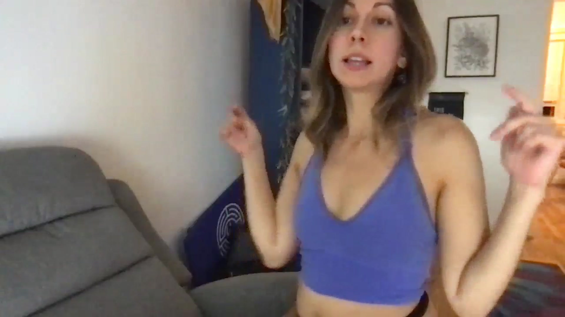 Gallery image thumbnail from Wheres_Willow's myfreecams stream on, 10/08/2023, 08:13 image 3 of 20